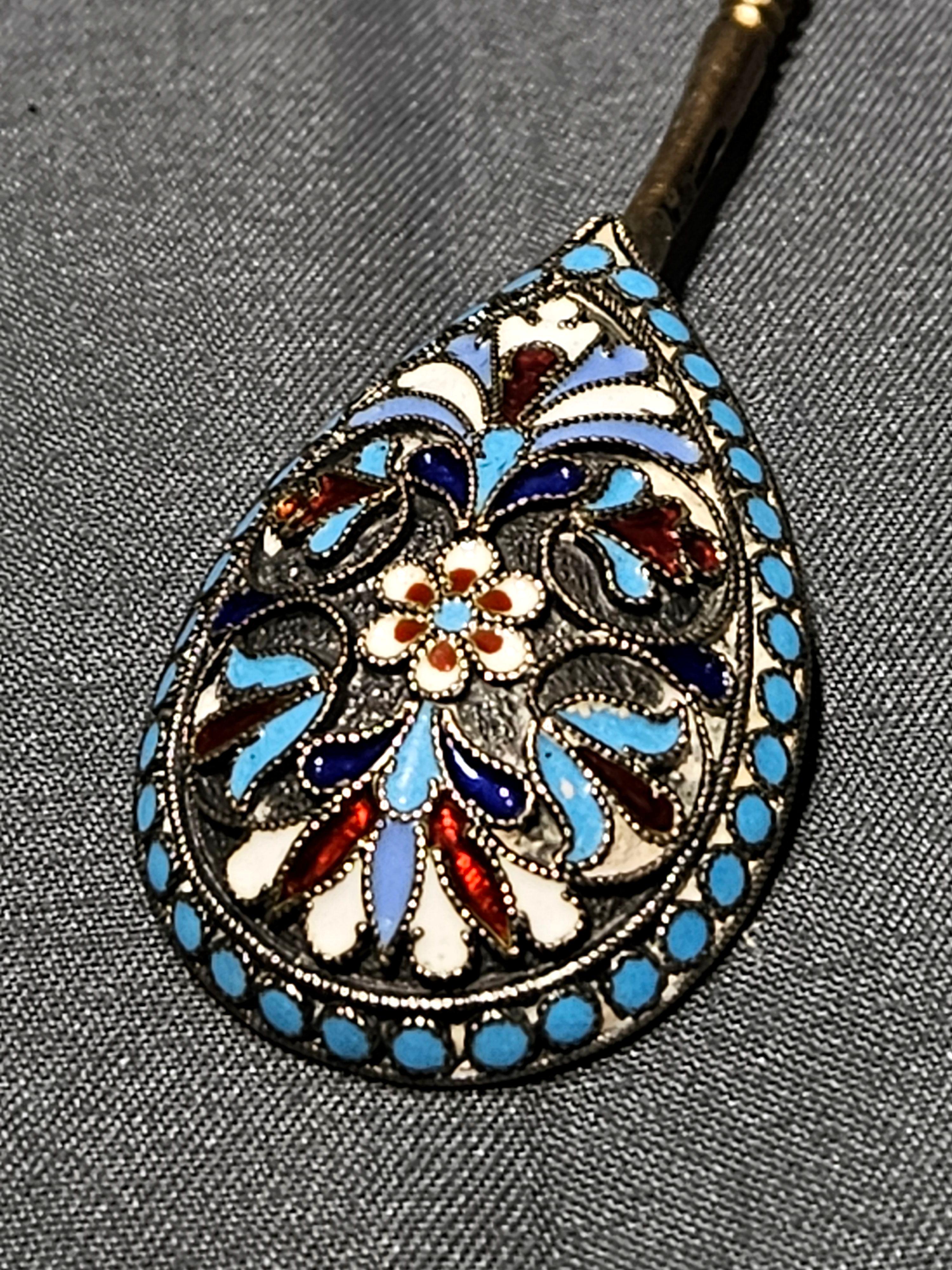 Russian Gilt Silver and Cloisonné Spoon (Russisch) im Angebot