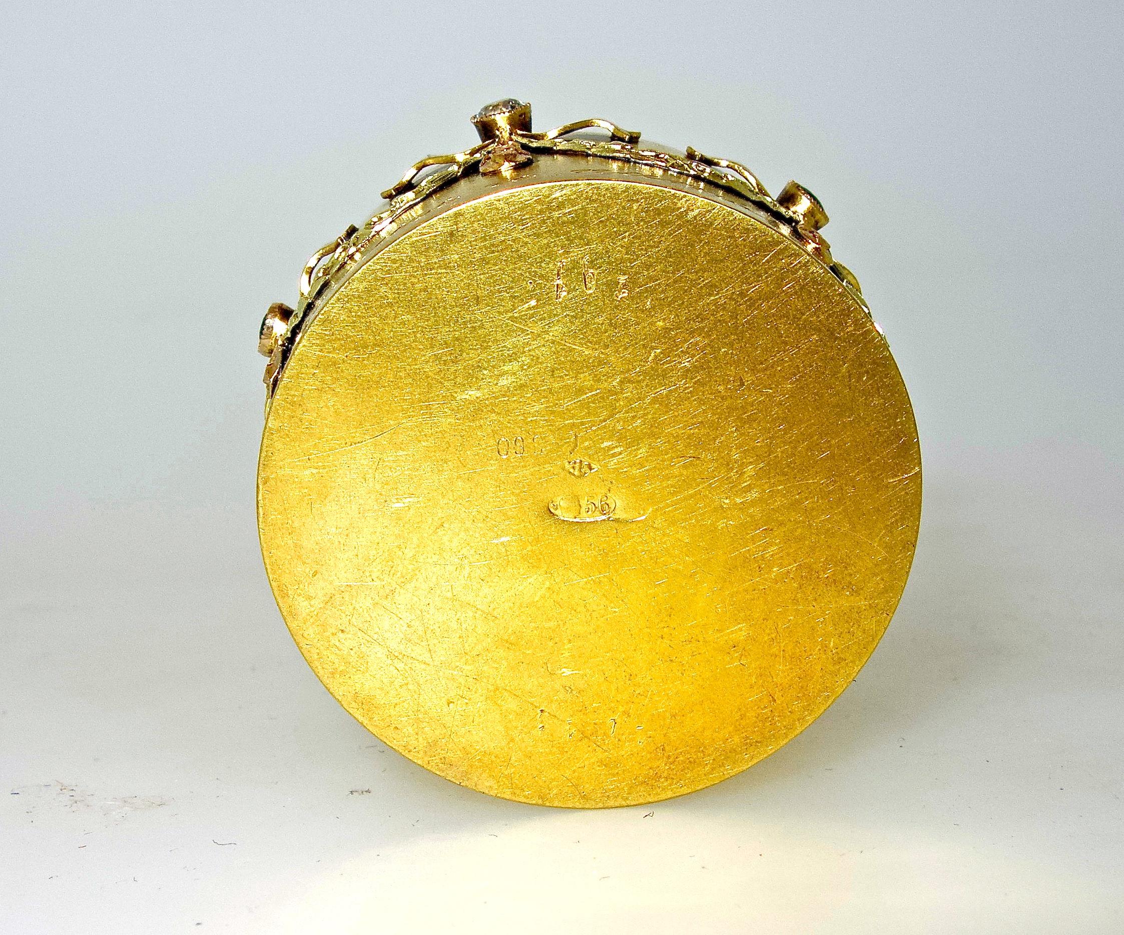 Russian Gold, Diamond and Sapphire Small Box, circa 1917 2