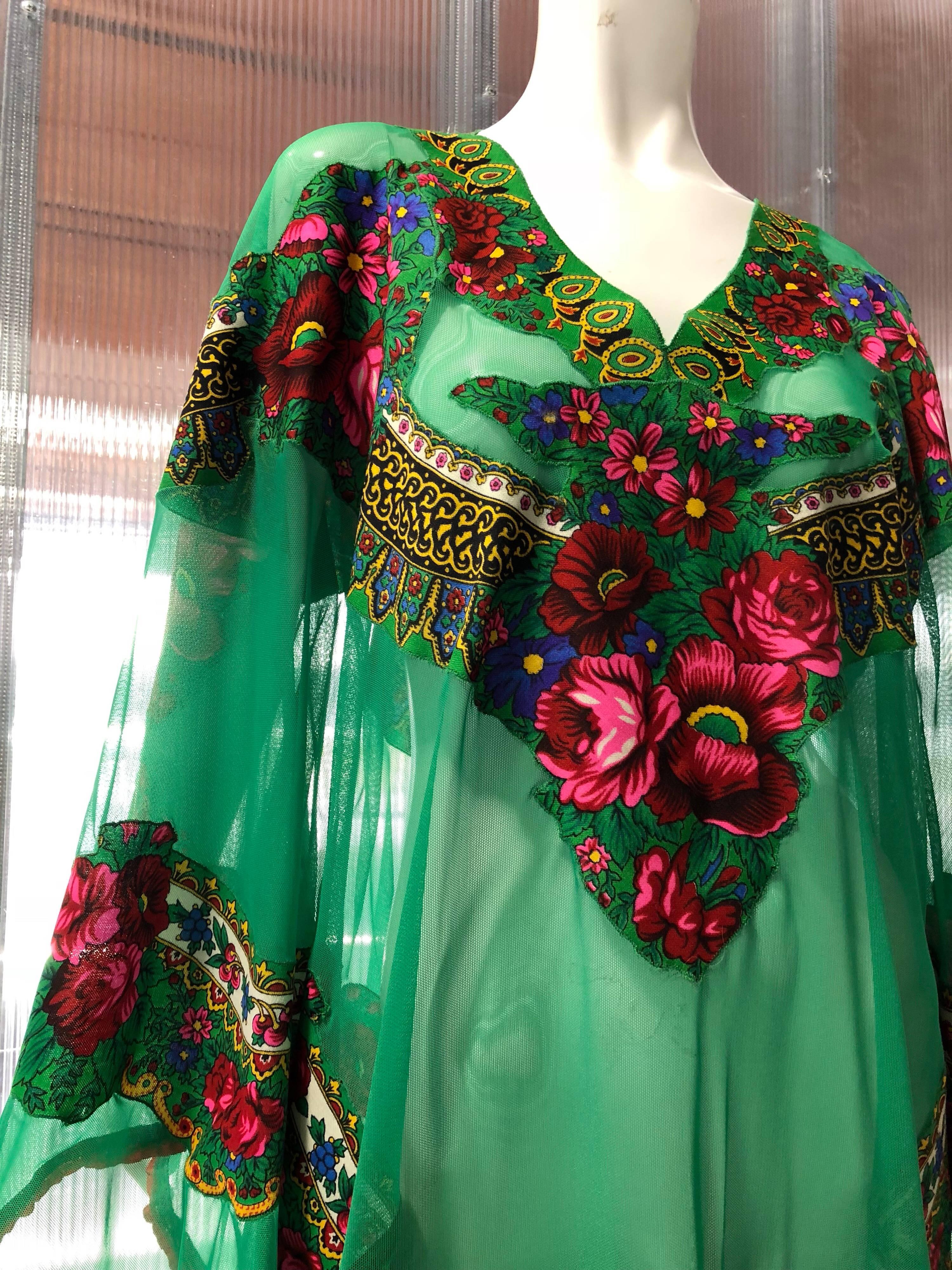 Women's Russian Gypsy Floral Applique Emerald Green Net Caftan W/ Floral Ribbon Trim