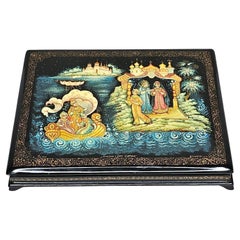Russian Hand Painted Lacquerware Palekh Miniature Table Box 