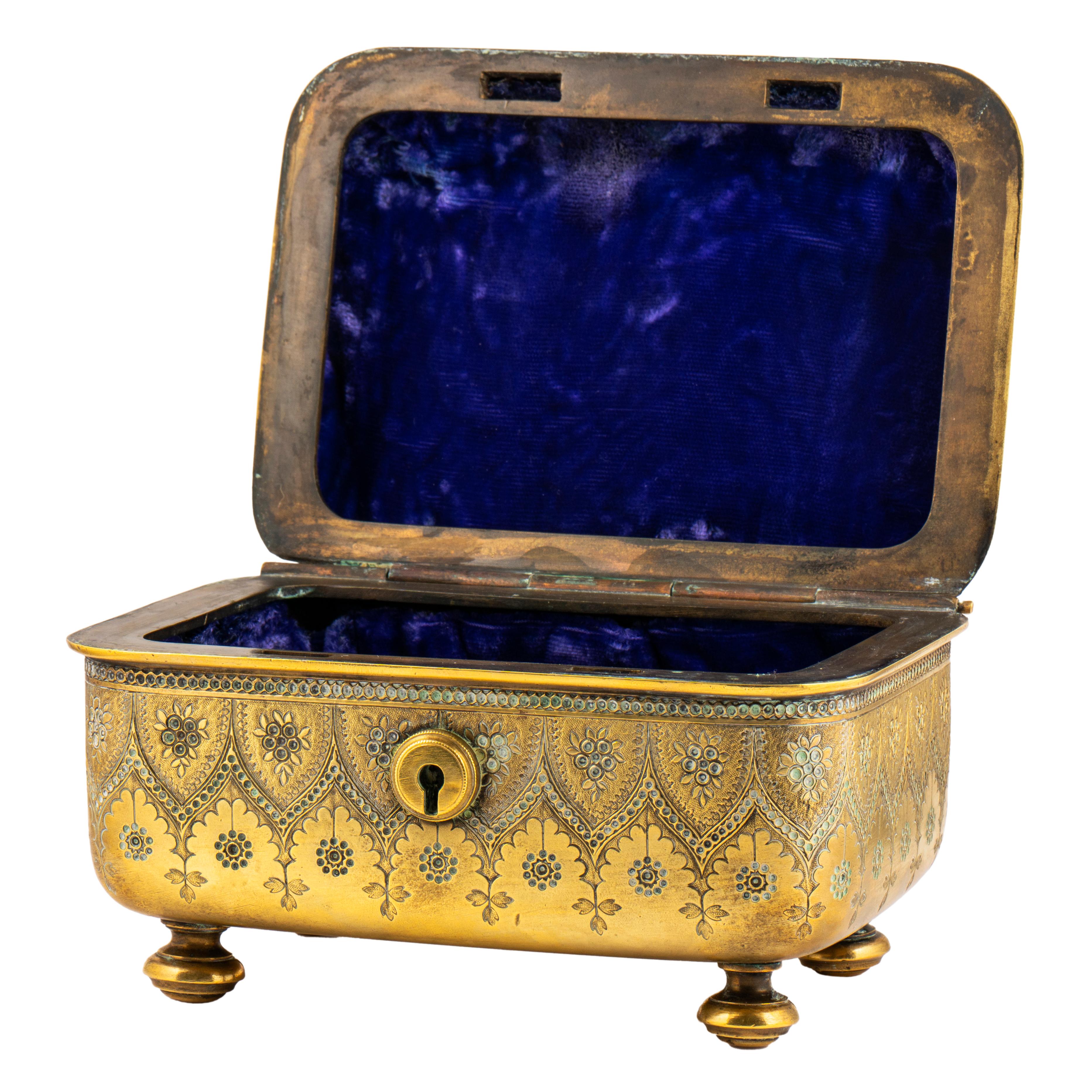 Women's or Men's Russian Imperial-era Brass Neoclassical Eagle Box, 19th century