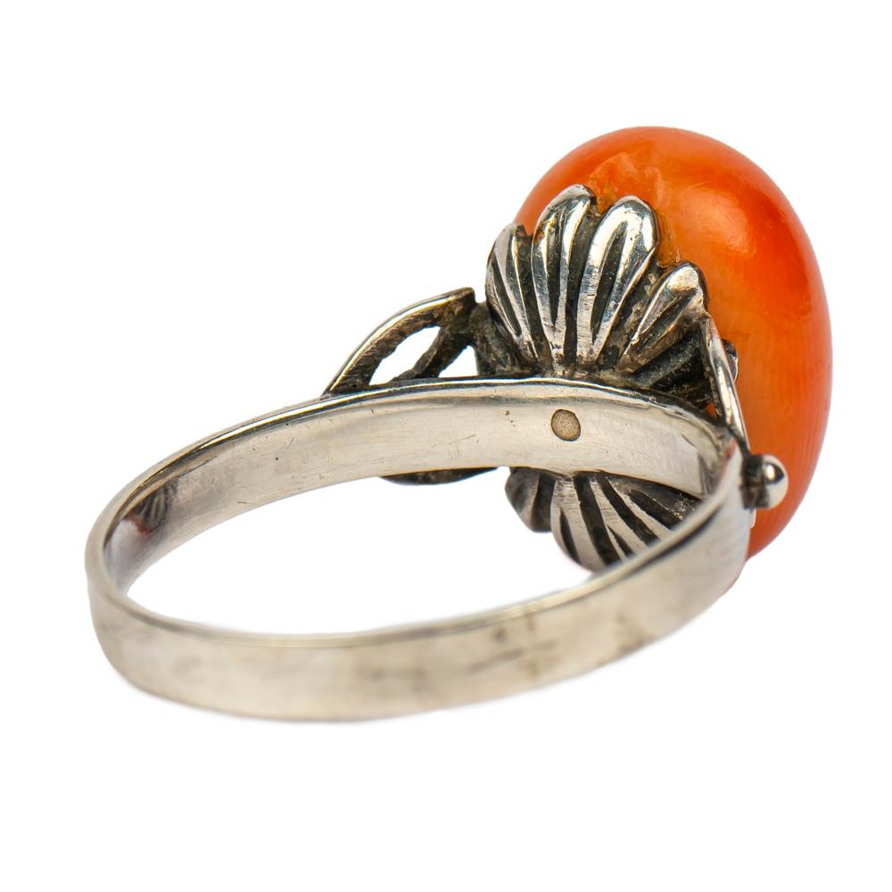 Women's or Men's Russian Imperial-era Cabochon Coral Ring, circa 1900 For Sale