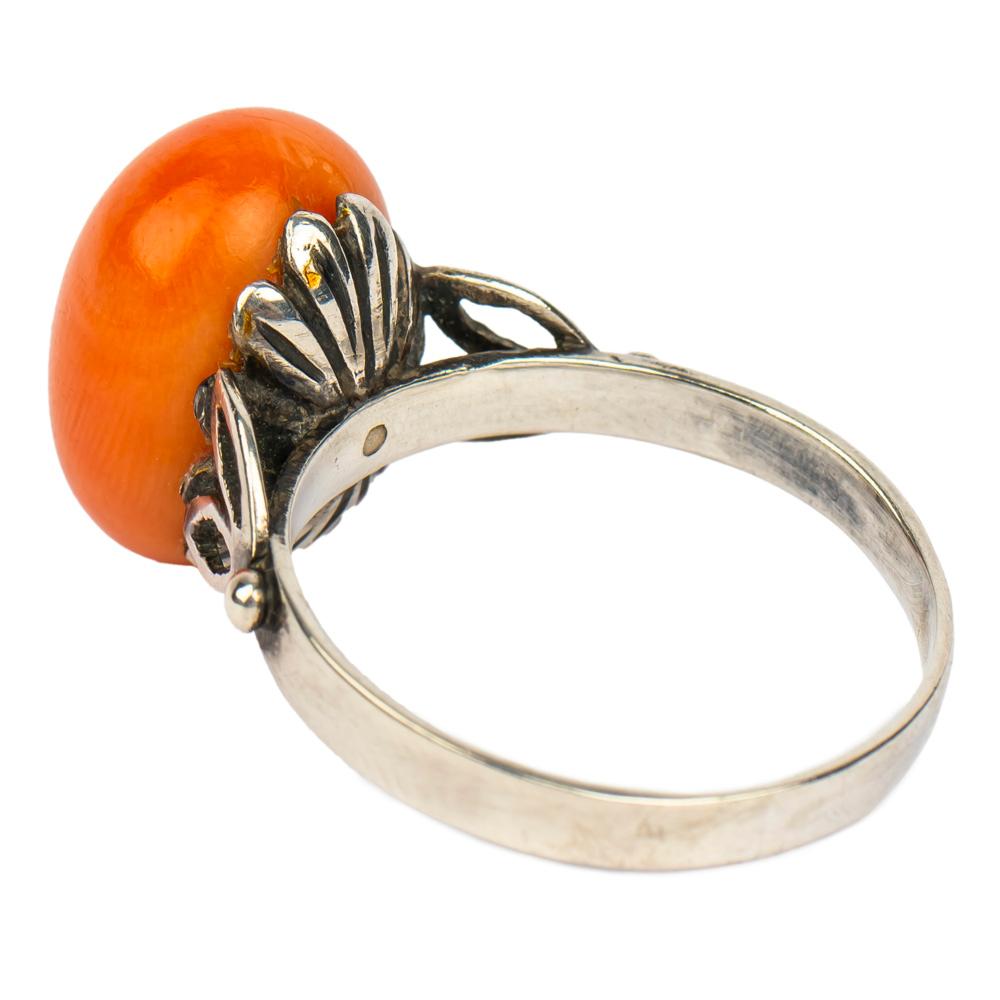 Russian Imperial-era Cabochon Coral Ring, circa 1900 For Sale 1