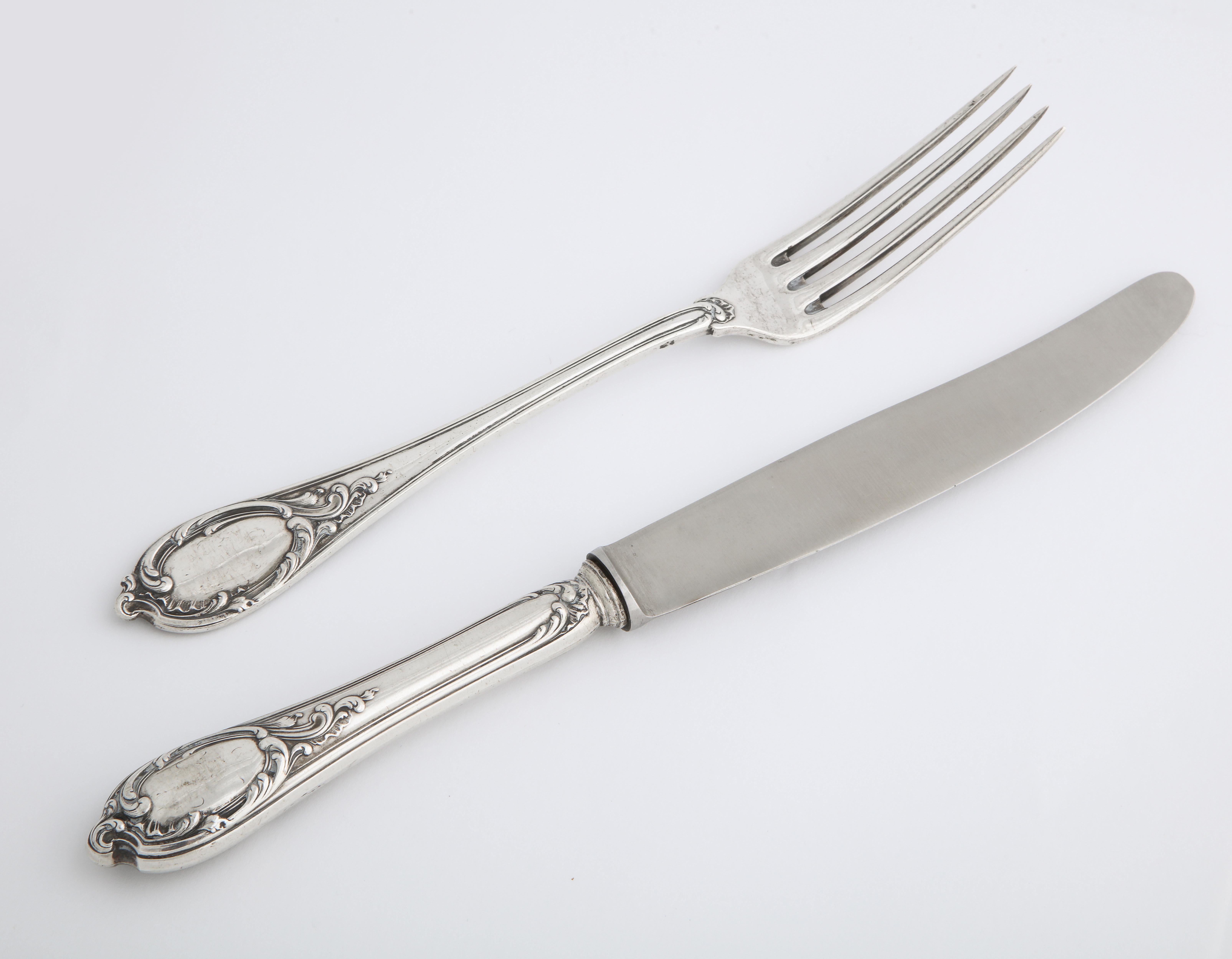 Rococo Russian Imperial-Era Fabergé Silver Dinner Knife and Fork, Moscow, Circa 1900 For Sale