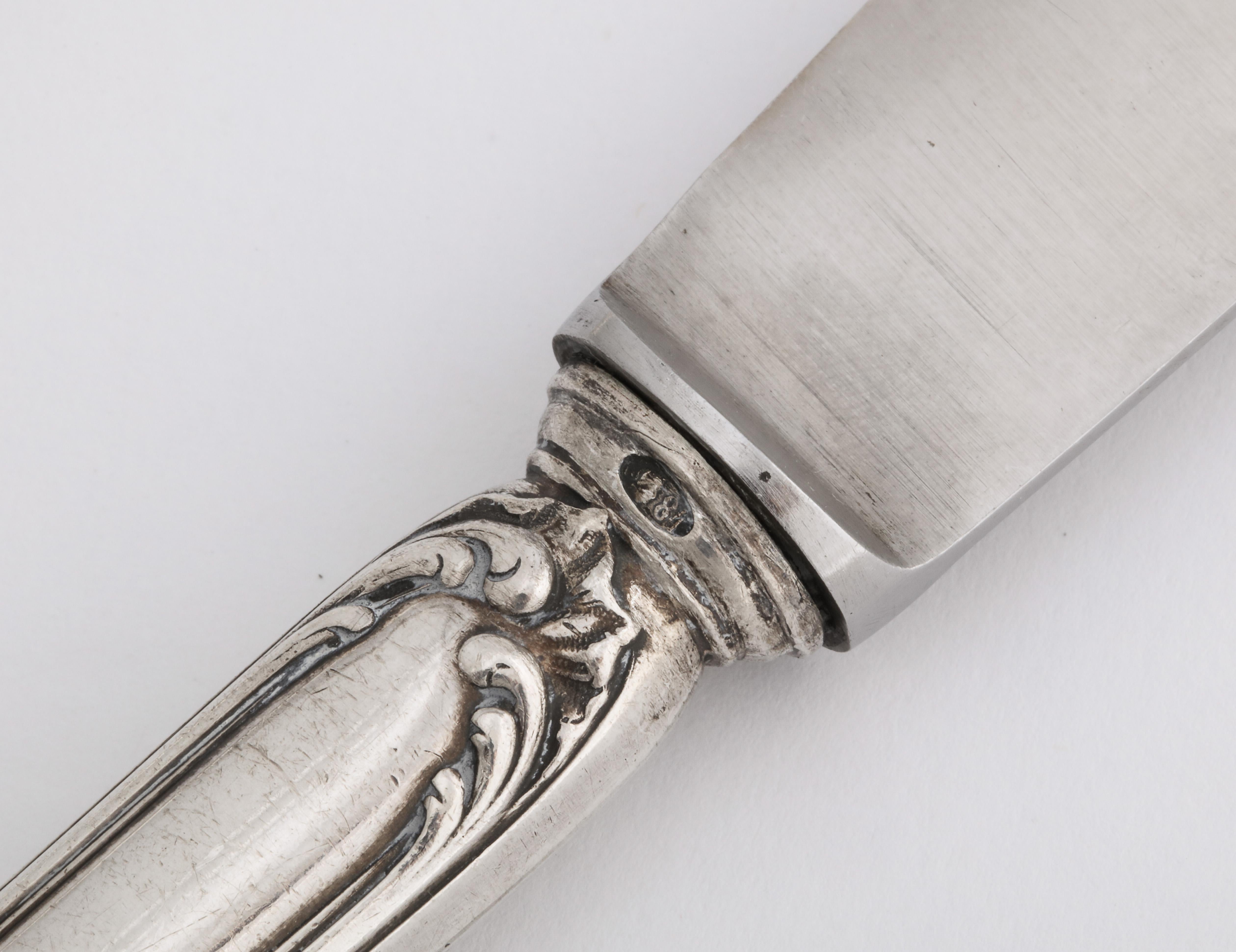 Rococo Russian Imperial-Era Fabergé Silver Dinner Knife and Fork, Moscow, Circa 1900 For Sale