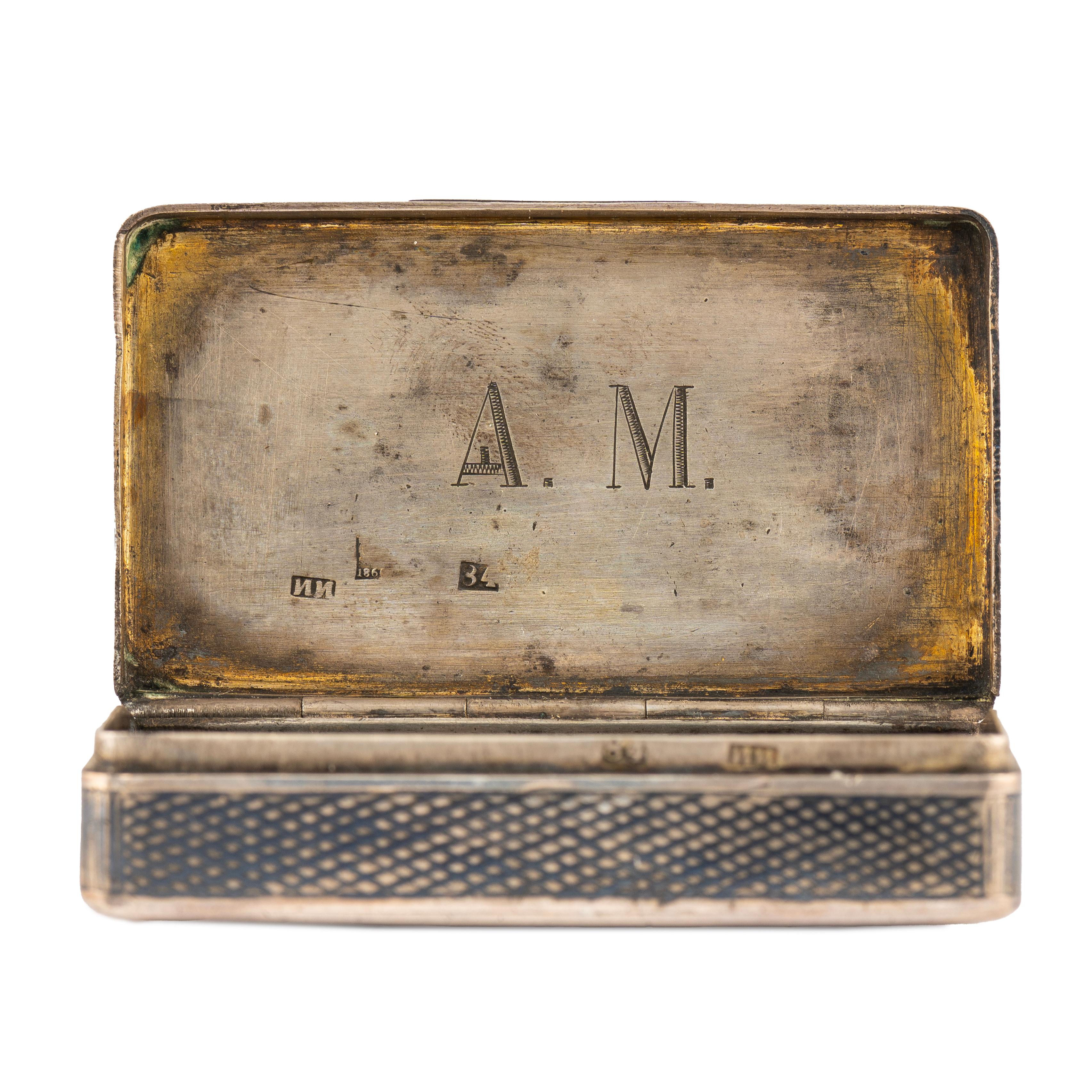 Russian Imperial-era Silver Nielloed Snuff Box, Moscow, 1866 In Fair Condition For Sale In St. Catharines, ON