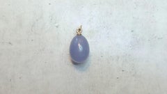 Russischer Imperial Goldmontierter blauer Chalzedon-Ei-Anhänger von Hjalmar Armfeldt