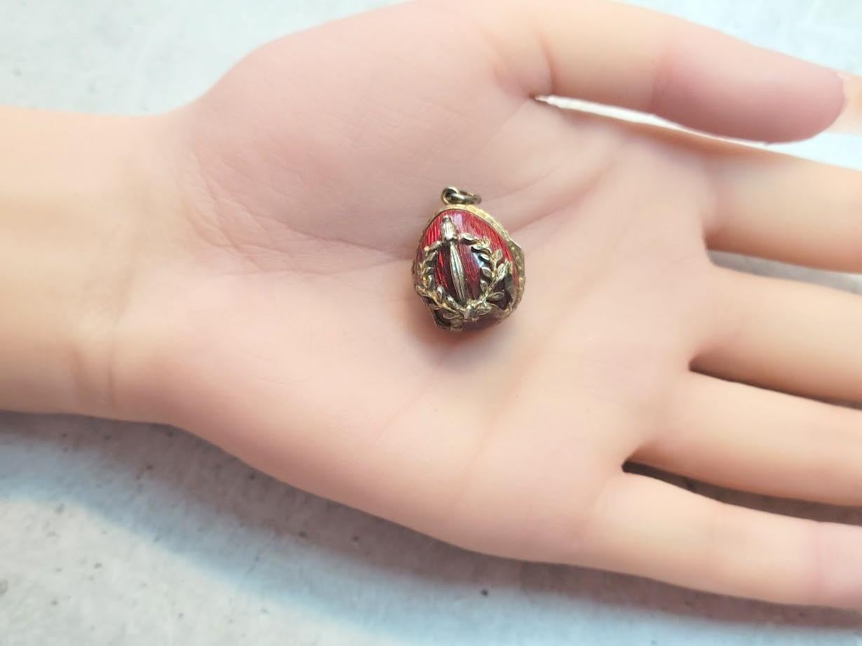 Russian Imperial Guilloche Enamel Egg Locket Pendant With Imperial Wreath 3
