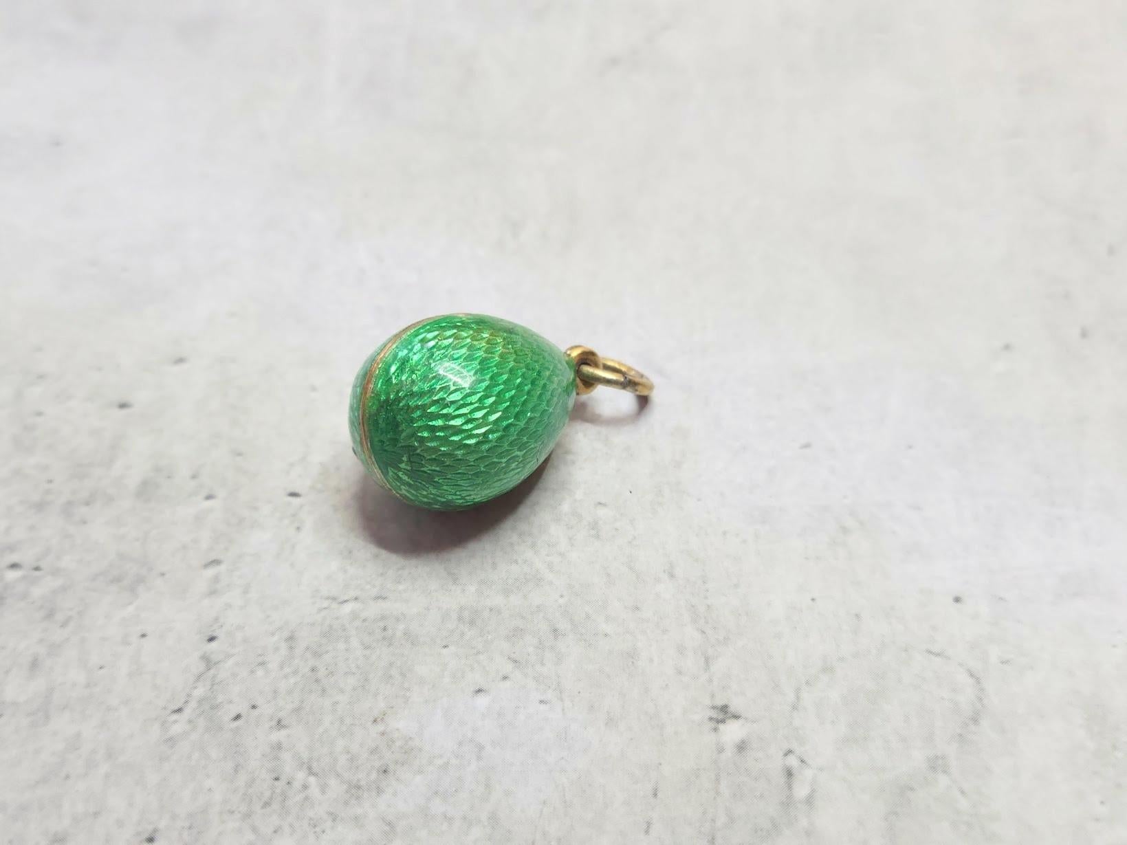 Russian Imperial Guilloche Enamel Egg Pendant, Workmaster Phillip Theodore Ringe In Excellent Condition In Chesterland, OH