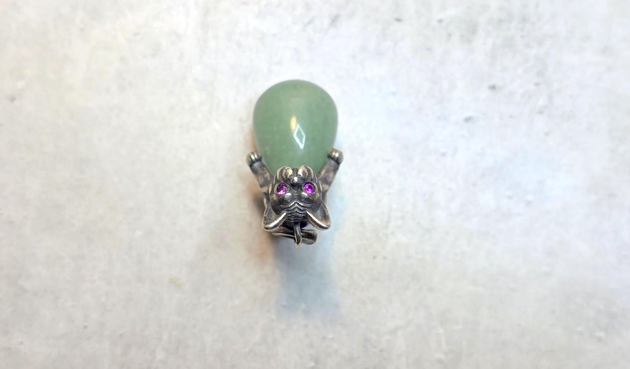 Russian Imperial Jade Egg Pendant with Silver Bulldog and Ruby Eyes For Sale 5