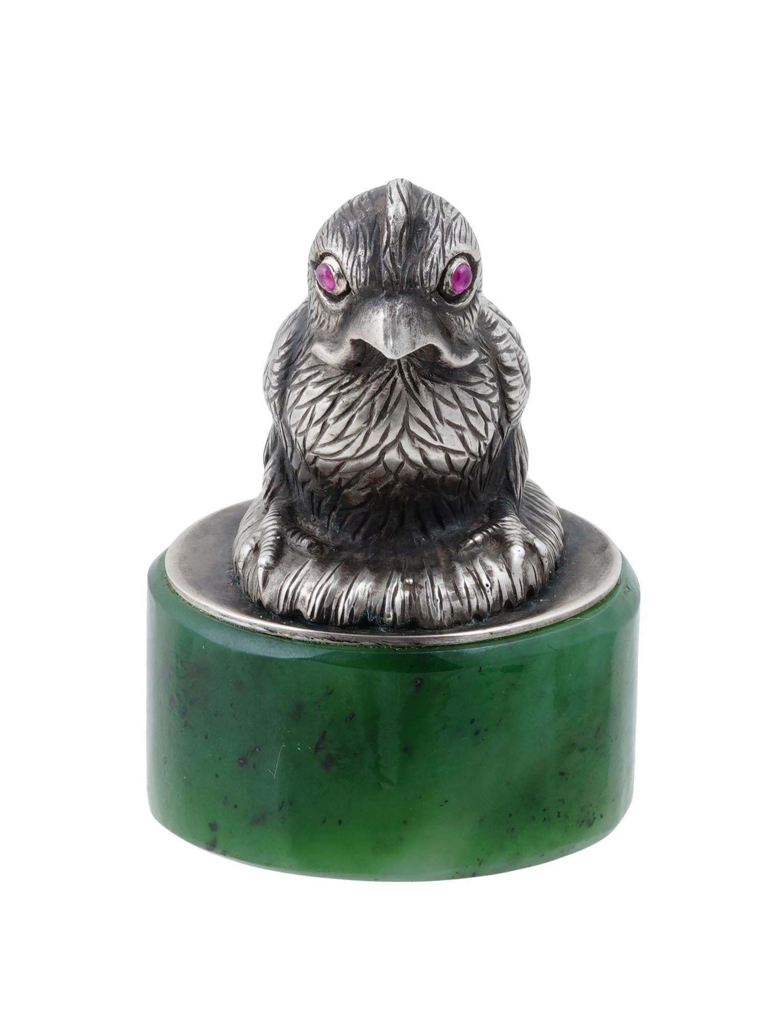 Taglio misto Figurina di uccello in argento imperiale russo, 6° Artel in vendita