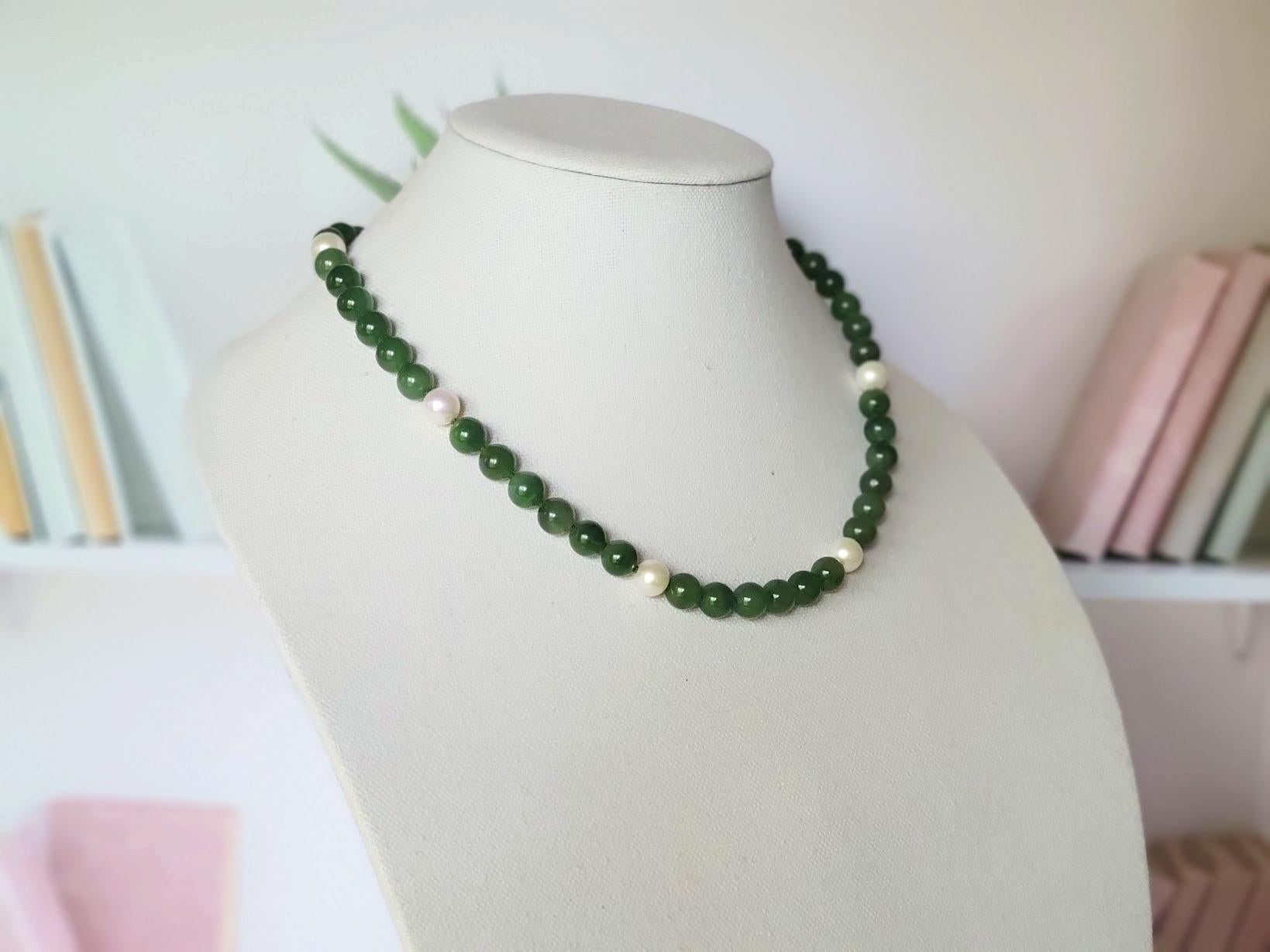 Russian Jade & Akoya Pearl Necklace For Sale 3