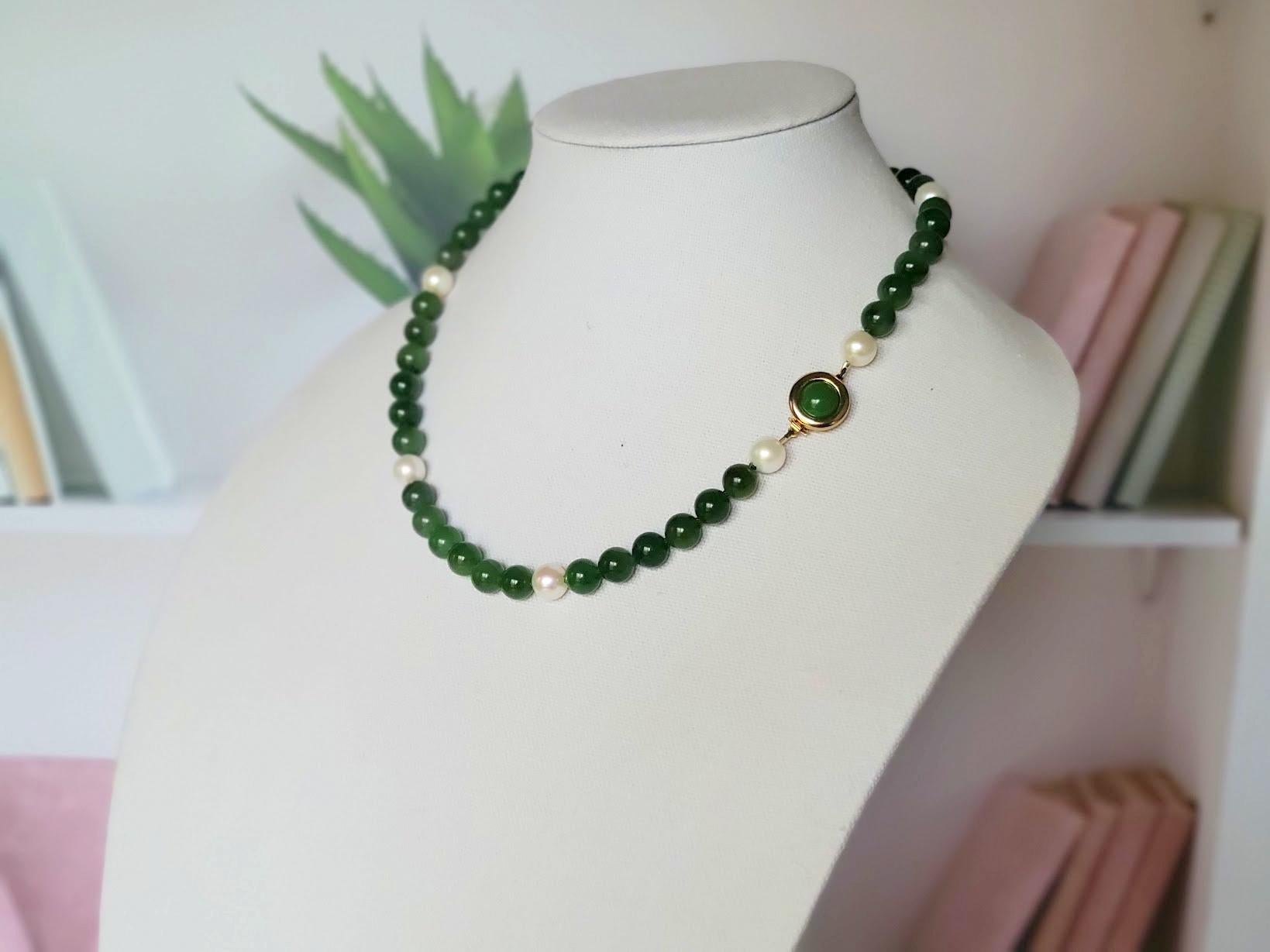 Russian Jade & Akoya Pearl Necklace For Sale 4