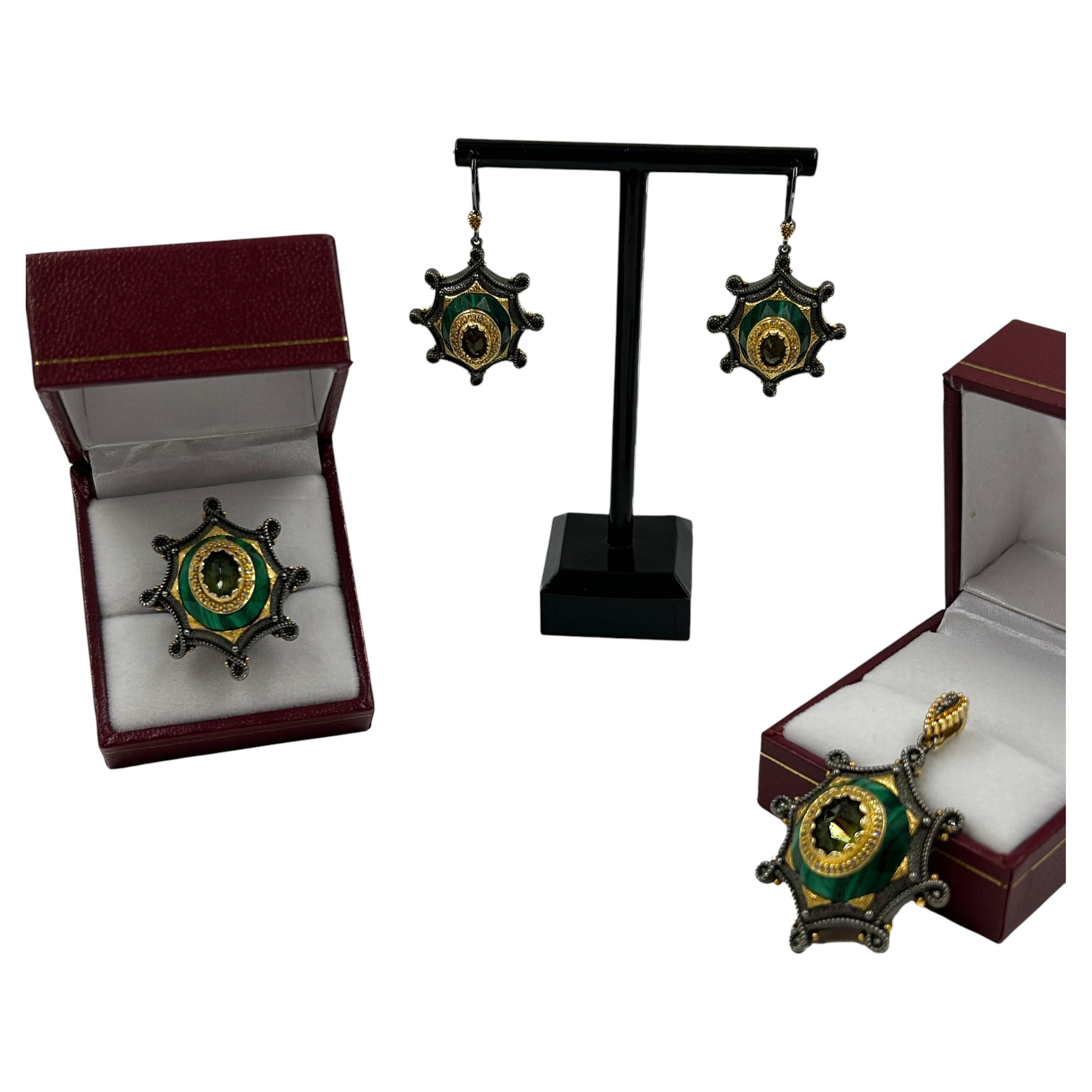 Conjunto de joyería rusa en plata de ley, malaquita y oro vermeil en venta
