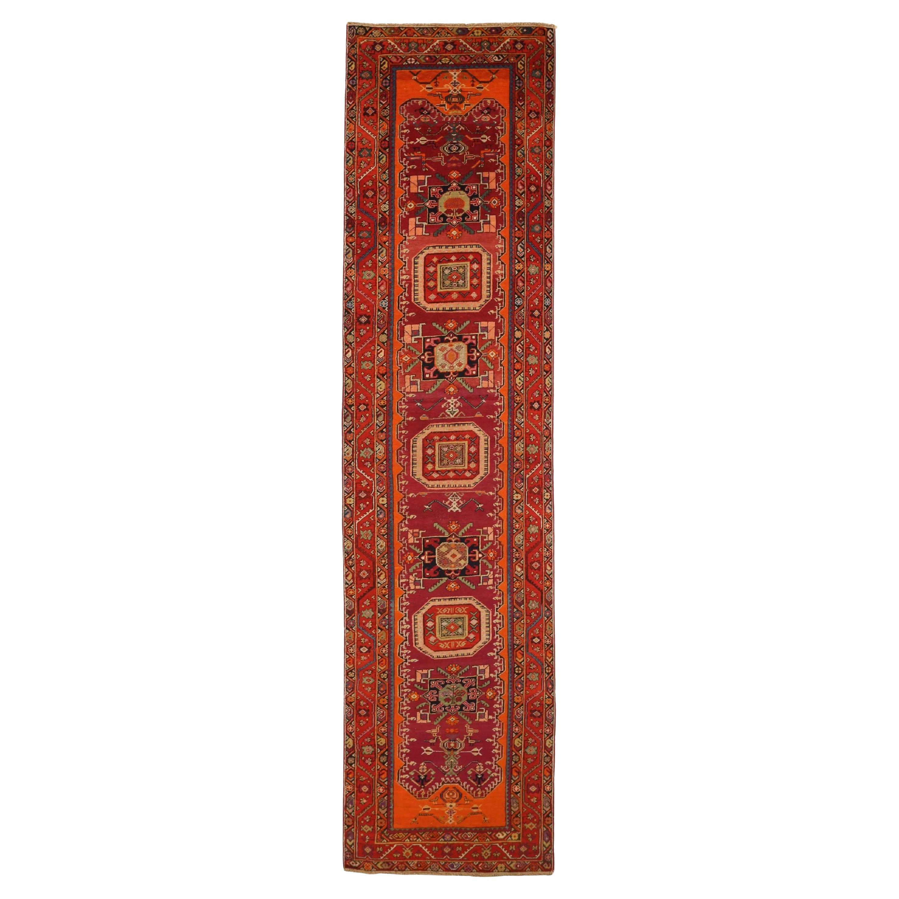 Russischer Karabagh-Läufer aus Wolle in Orange, Rosa und Rot 73399