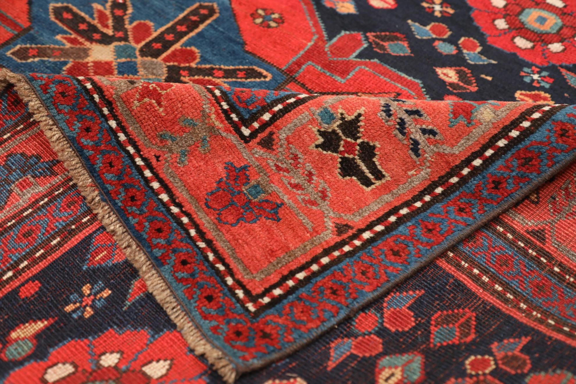 Russische Kazak-Teppiche Circa 1910 - Wolle Schwarz Blau Rot Design - 99582 im Zustand „Hervorragend“ im Angebot in Dallas, TX