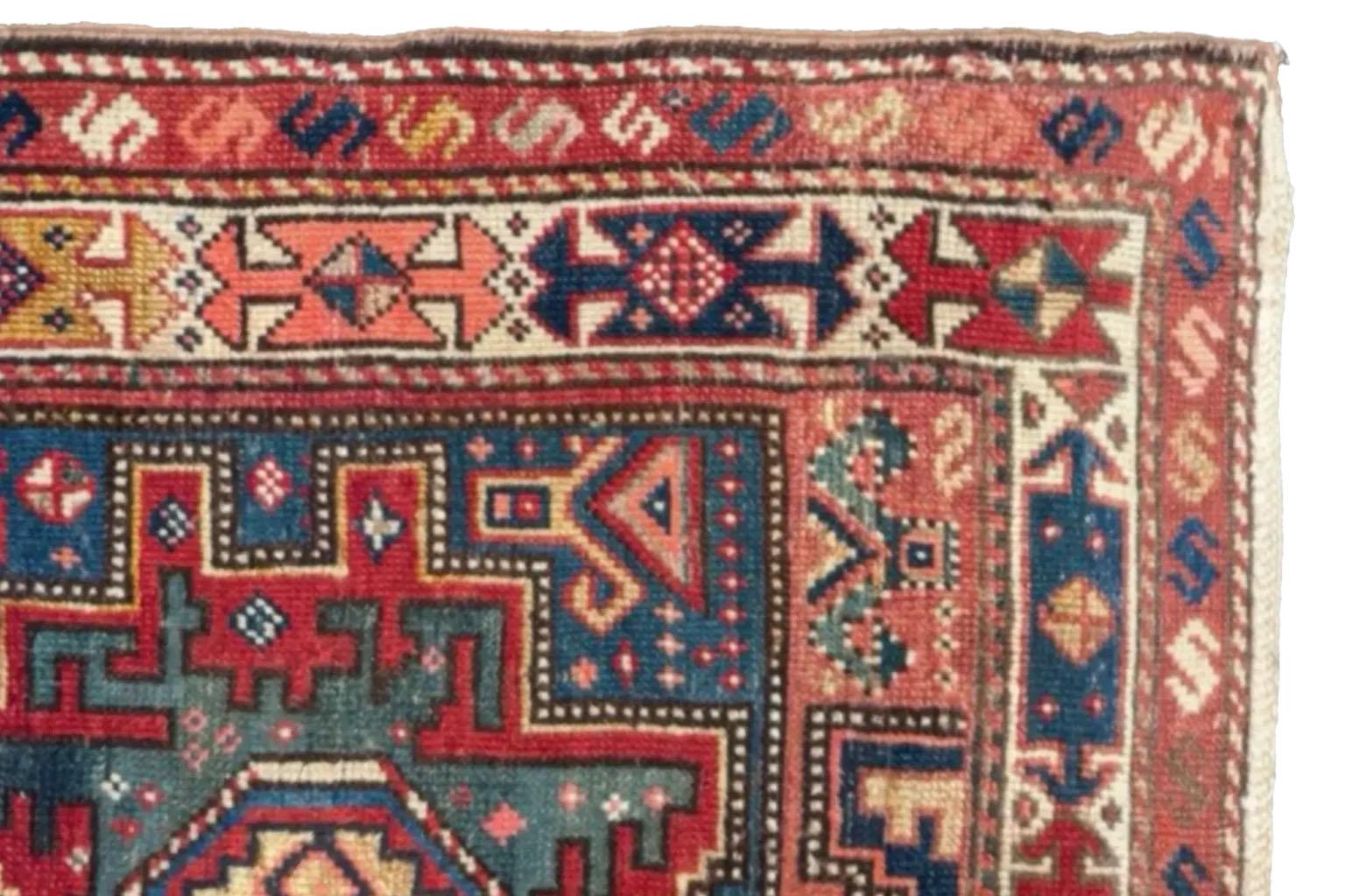 Alfombra Rusa Kazak Pequeña Circa 1910 - Lana Azul Rojo Amarillo 72689 en Excelente estado para la venta en Dallas, TX