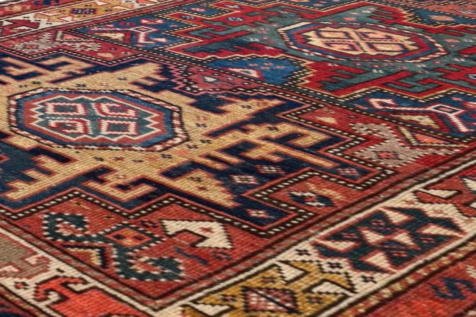 Alfombra Rusa Kazak Pequeña Circa 1910 - Lana Azul Rojo Amarillo 72689 en venta 1