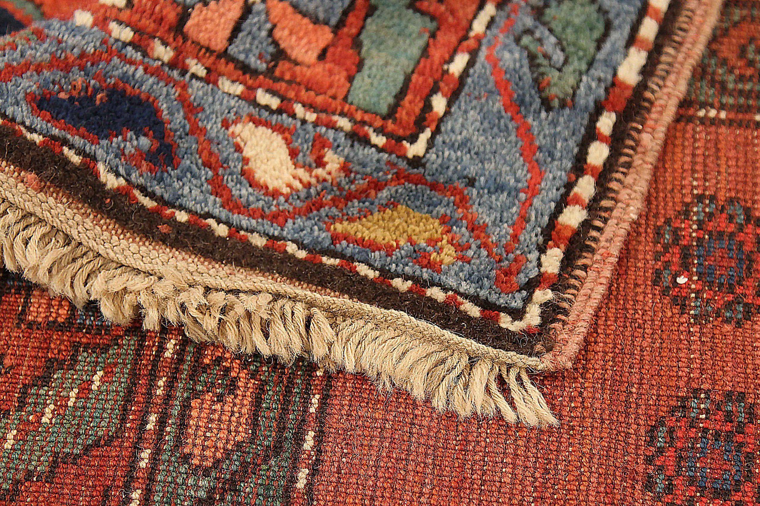 Alfombra Pequeña Kazak Rusa Circa 1910 - Lana Verde Azul Marino Rojo 72500 en Excelente estado para la venta en Dallas, TX