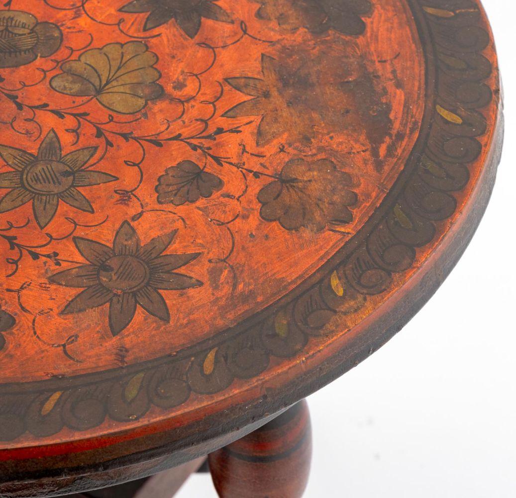 Russian Khokhloma Red Lacquered Table, ca. 1900 In Good Condition For Sale In Astoria, NY