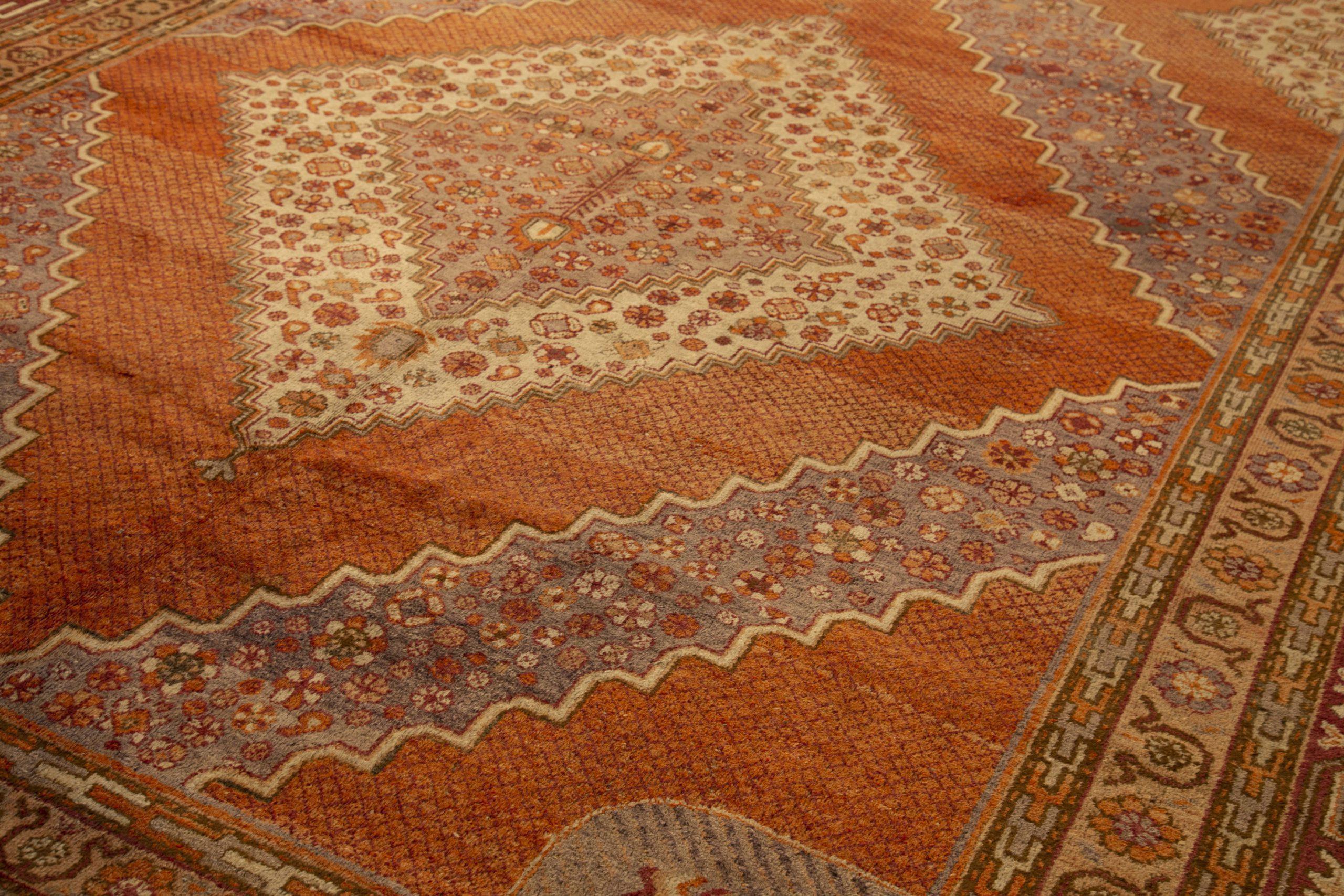 Russian Khotan Area Rugs - Wool Ivory Orange 10641 In Excellent Condition For Sale In Dallas, TX