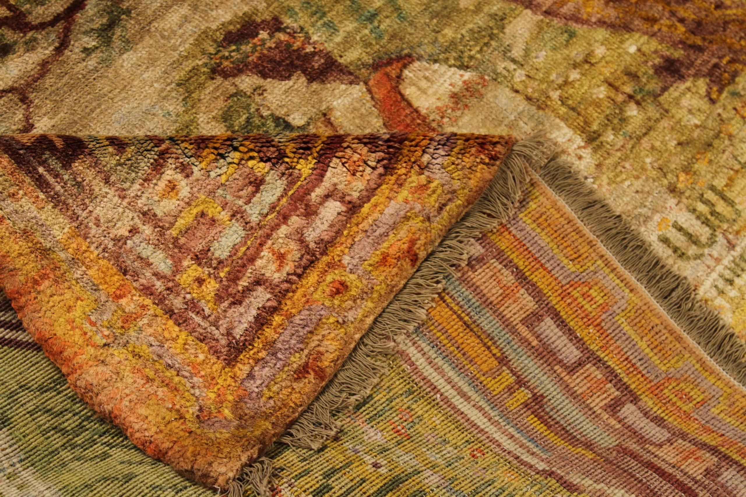 Russischer Khotan Kleiner Teppich CIRCA 1940 - Wolle Grün Elfenbein Rot Gelb 72253 (20. Jahrhundert) im Angebot