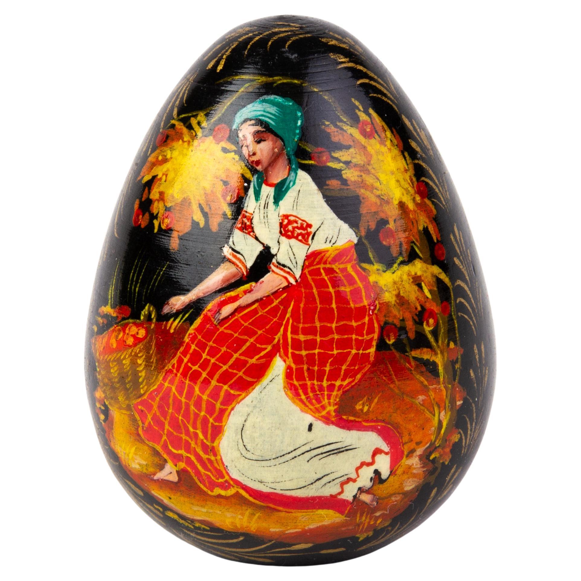 Russian Lacquered Hand Painted Folk Egg 
