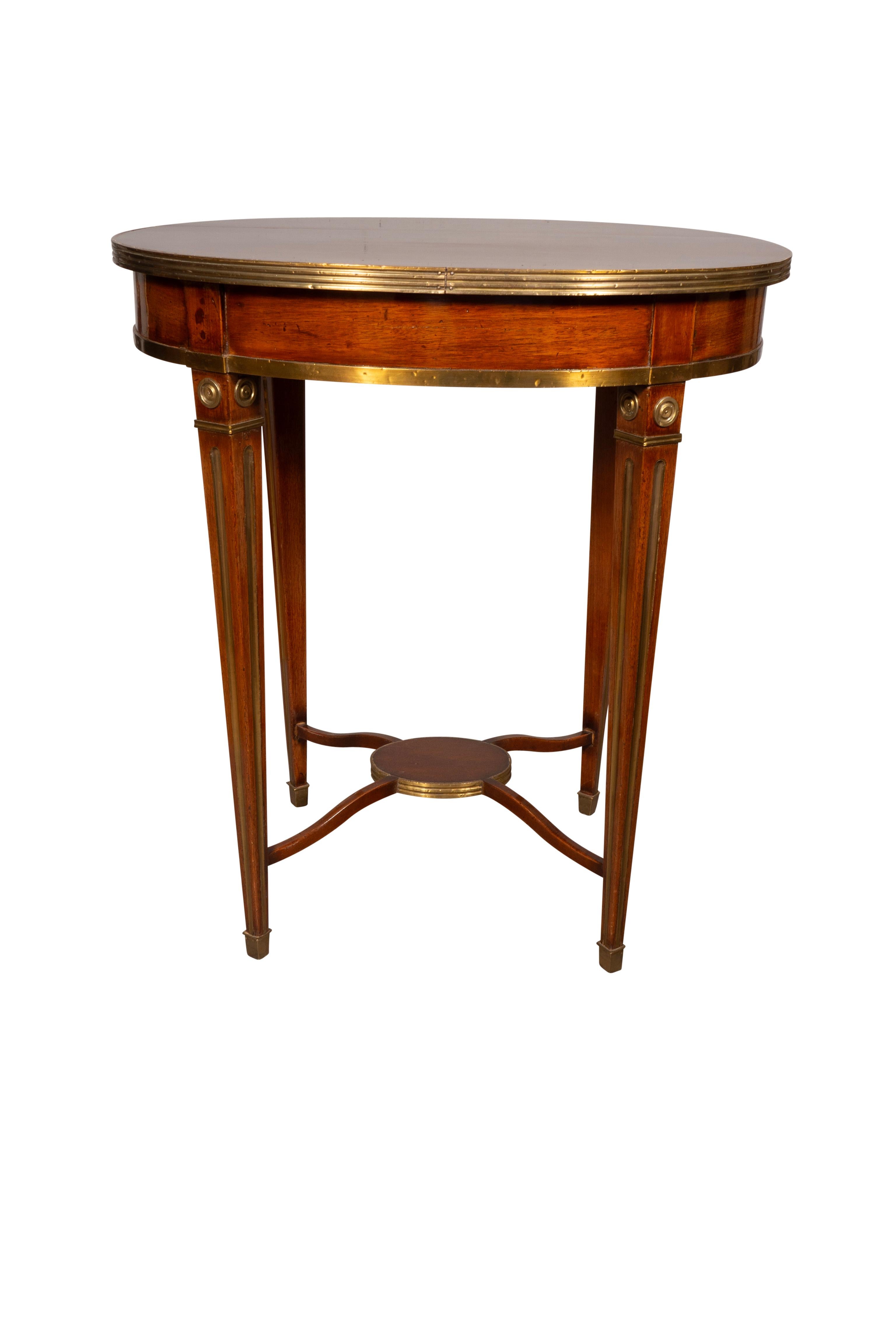 Russian Mahogany And Brass Mounted Occasional Table In Good Condition For Sale In Essex, MA