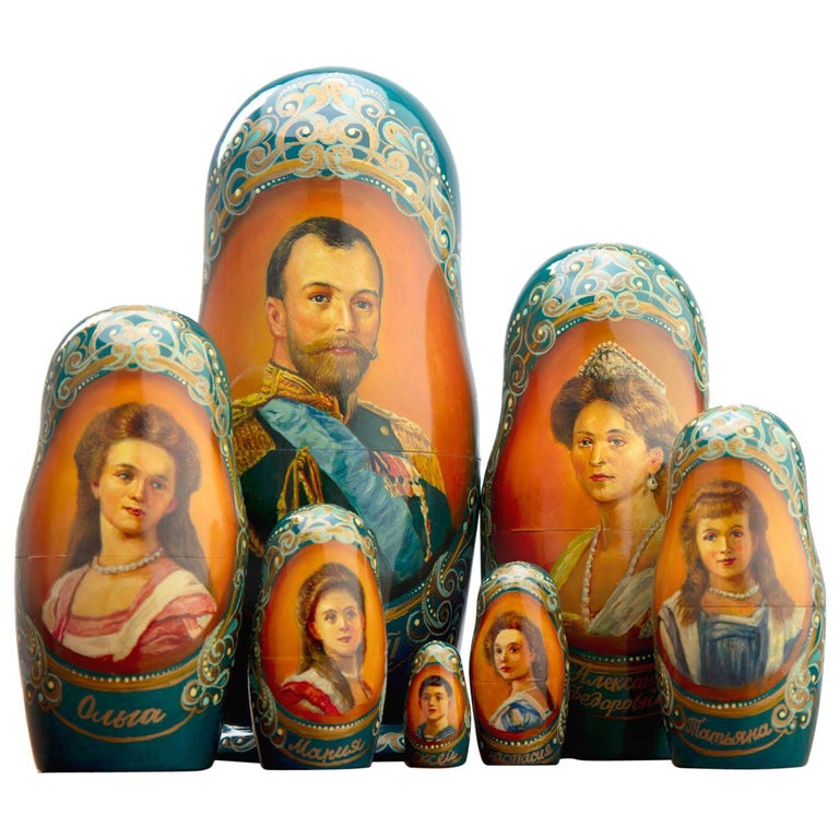 Russian Matryoshka Nestled Dolls 'Czar Nicholas II and Family' For Sale at 1stDibs
