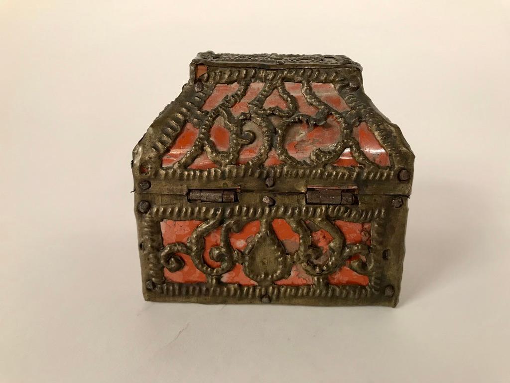 Russian Miniature Pierced Brass and Mica Box In Good Condition In Stamford, CT