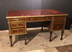Scrivania russa neoclassica in mogano