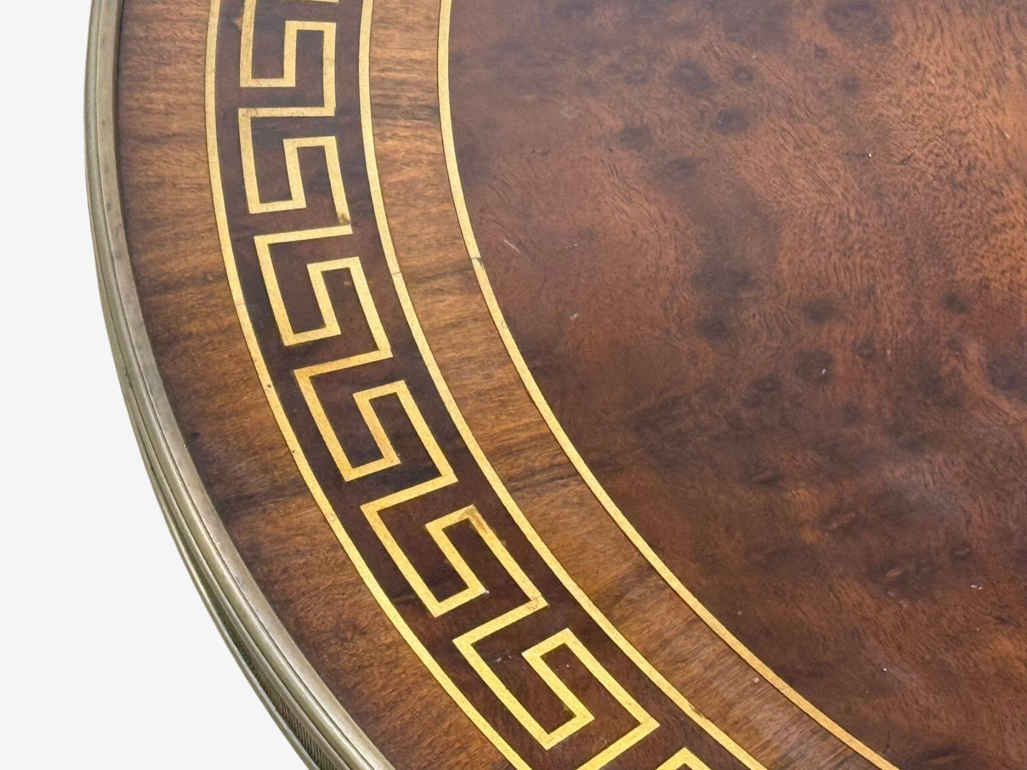 Neoclásico Ruso, Madera de Burl, Latón, Gueridones, Francia, Años 50 en venta 3