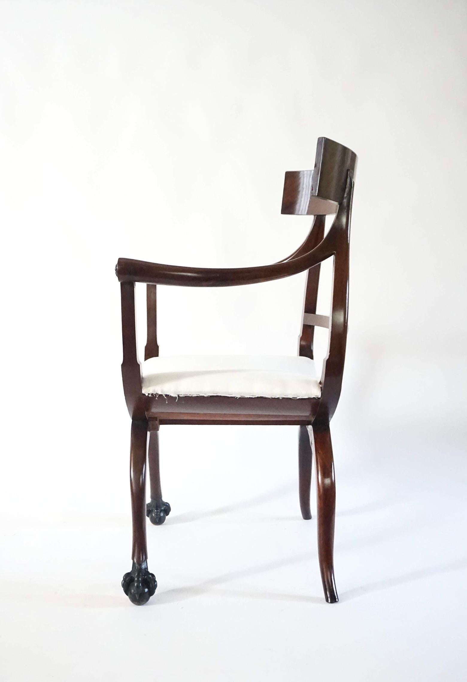 Russian Neoclassical Mahogany Armchairs, Pair, circa 1800 For Sale 4