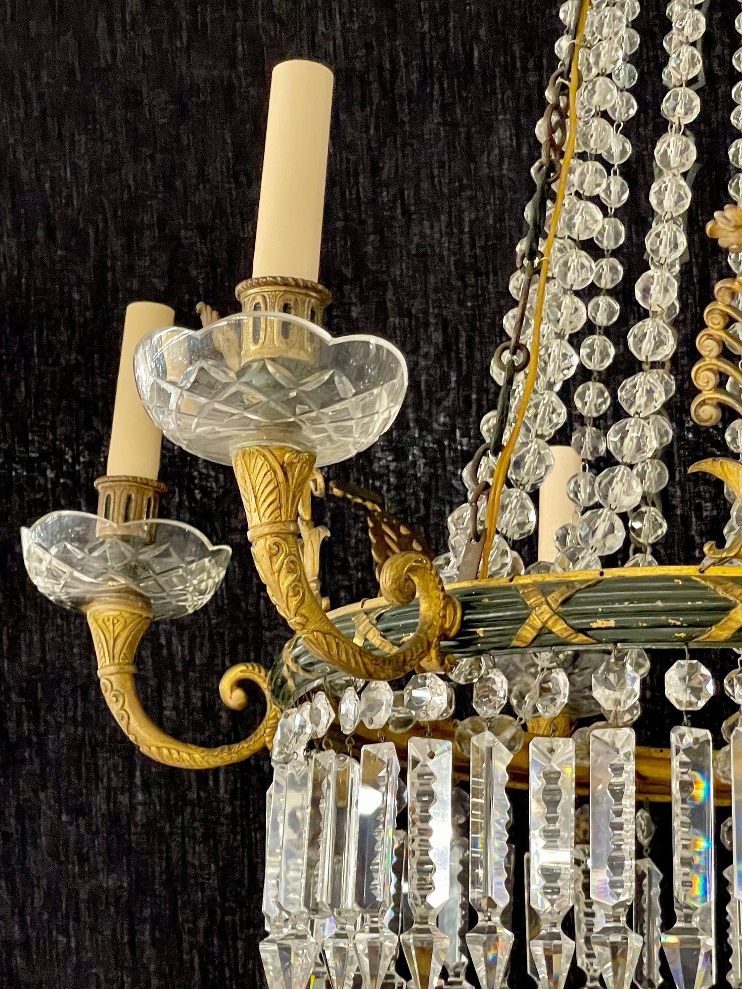 Lampadario neoclassico russo a sei luci, bronzo e cristallo in vendita 3