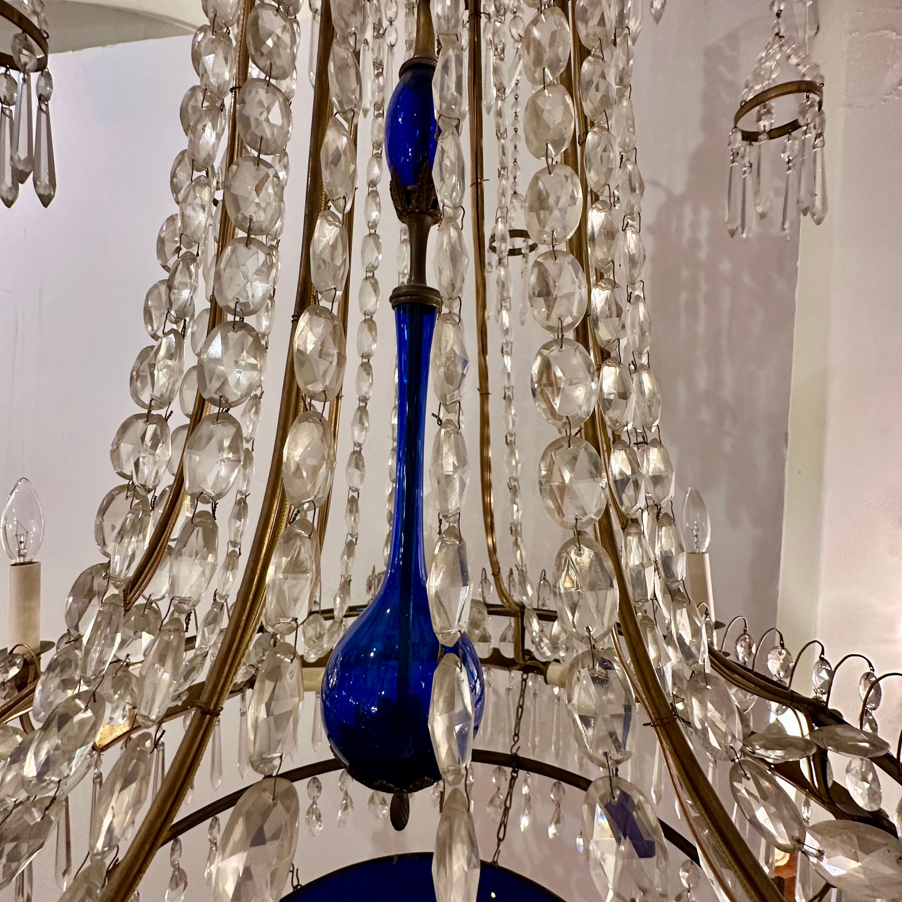 Lampadario russo neoclassico a sei luci in cristallo del 1800 circa In condizioni buone in vendita a New York, NY