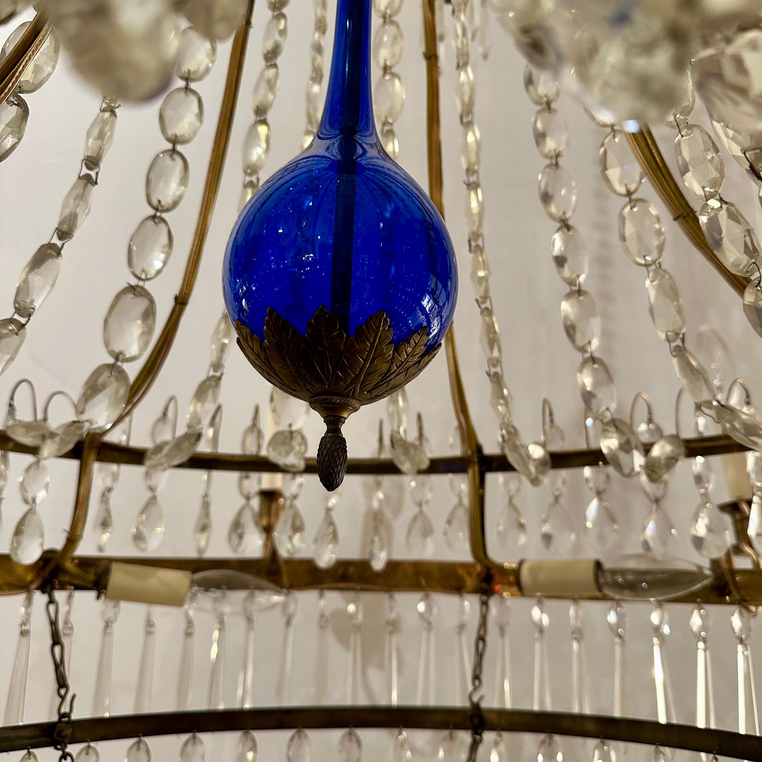 XIX secolo Lampadario russo neoclassico a sei luci in cristallo del 1800 circa in vendita