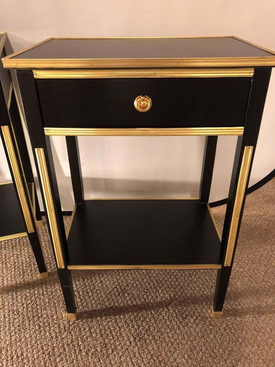 Russian Neoclassical Style Ebony Finish One Drawer Stands or End Tables, a Pair In Good Condition For Sale In Stamford, CT