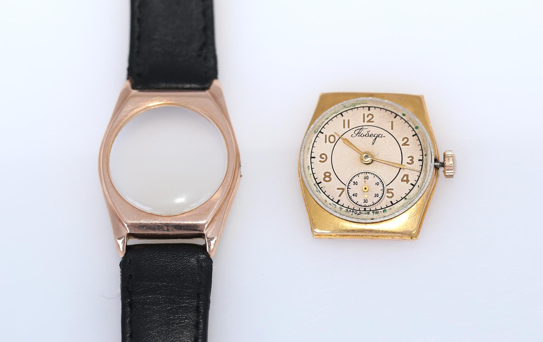 Russian Pobeda Victory World War II Yellow Gold Watch, 1953 5