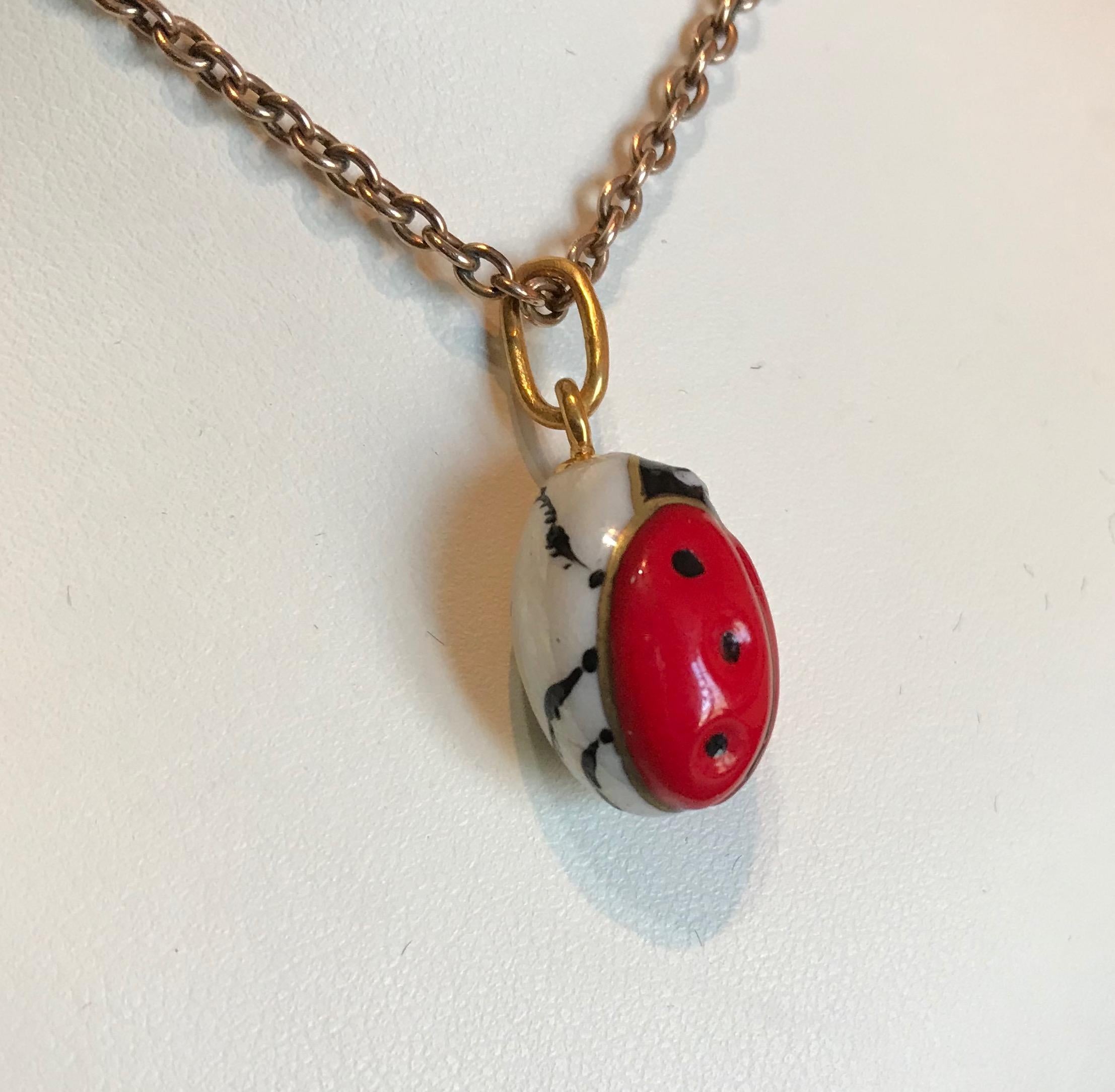 Russian Porcelain Ladybird Easter Egg Pendant, St. Petersburg In New Condition For Sale In St. Catharines, ON