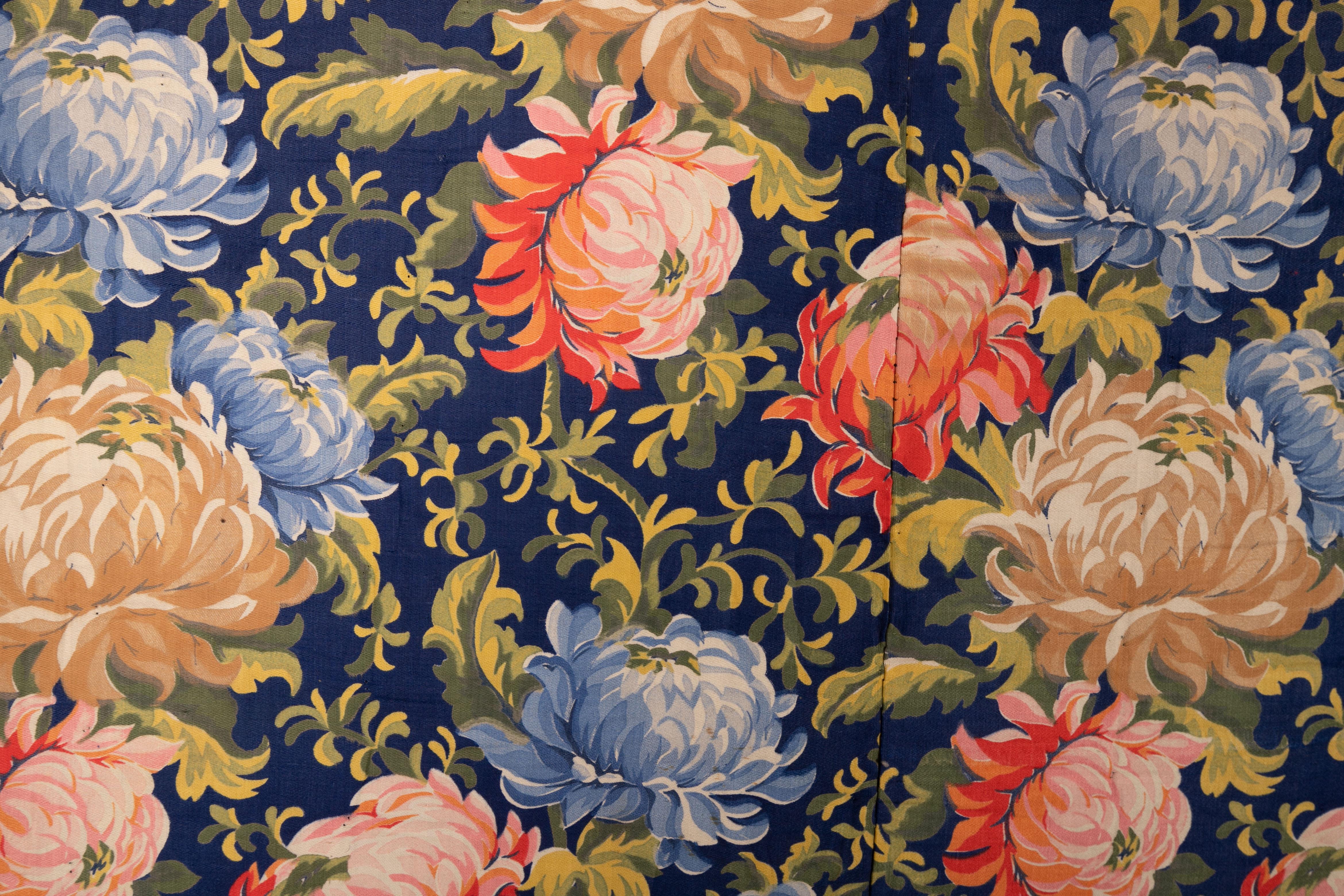 Russian Printed Cotton Fabric Panel, Mid-20th Century or Earlier In Good Condition For Sale In Istanbul, TR
