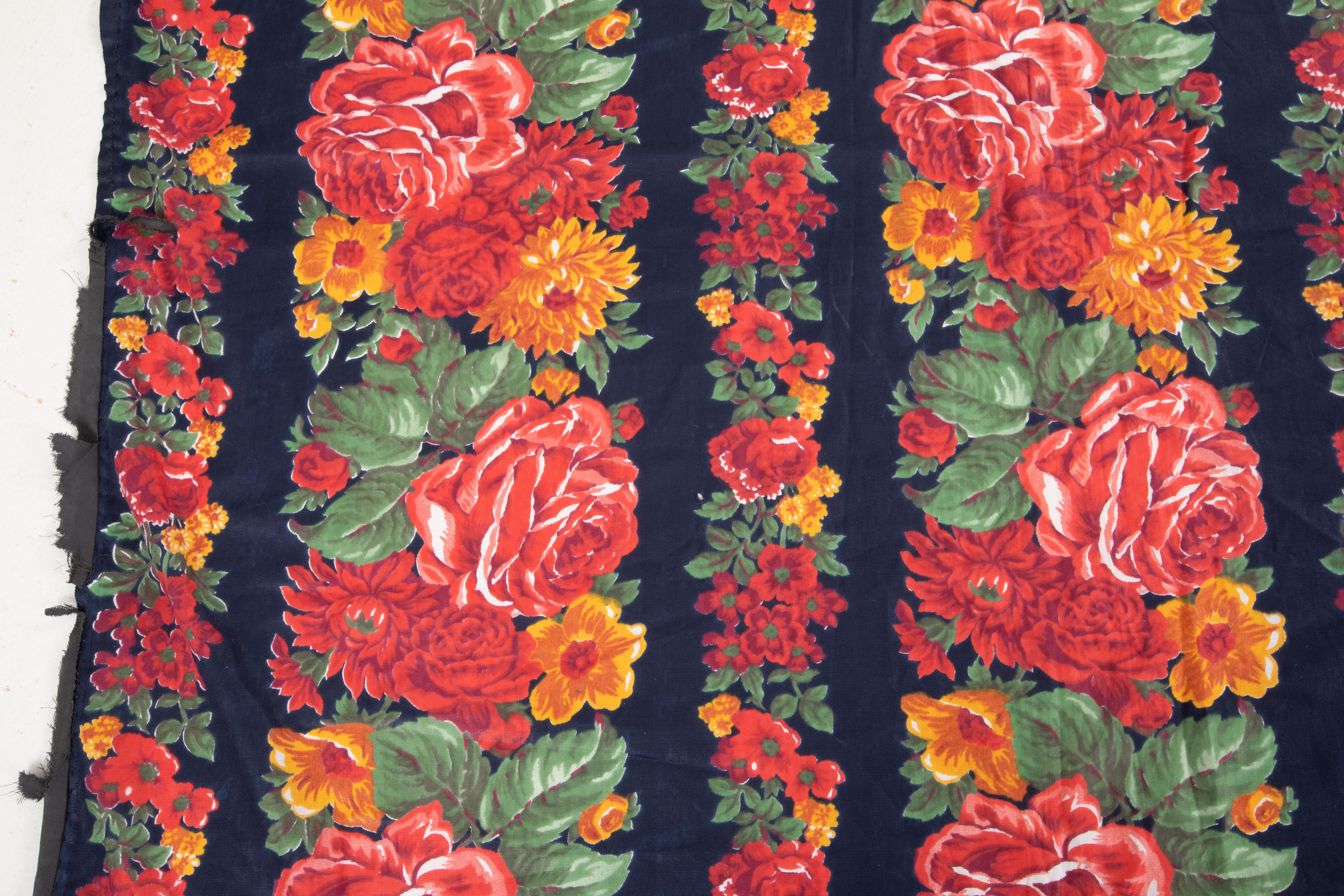 Russian Roller Printed Cotton Fabric Panel, Mid-20th Century or Earlier For Sale 4