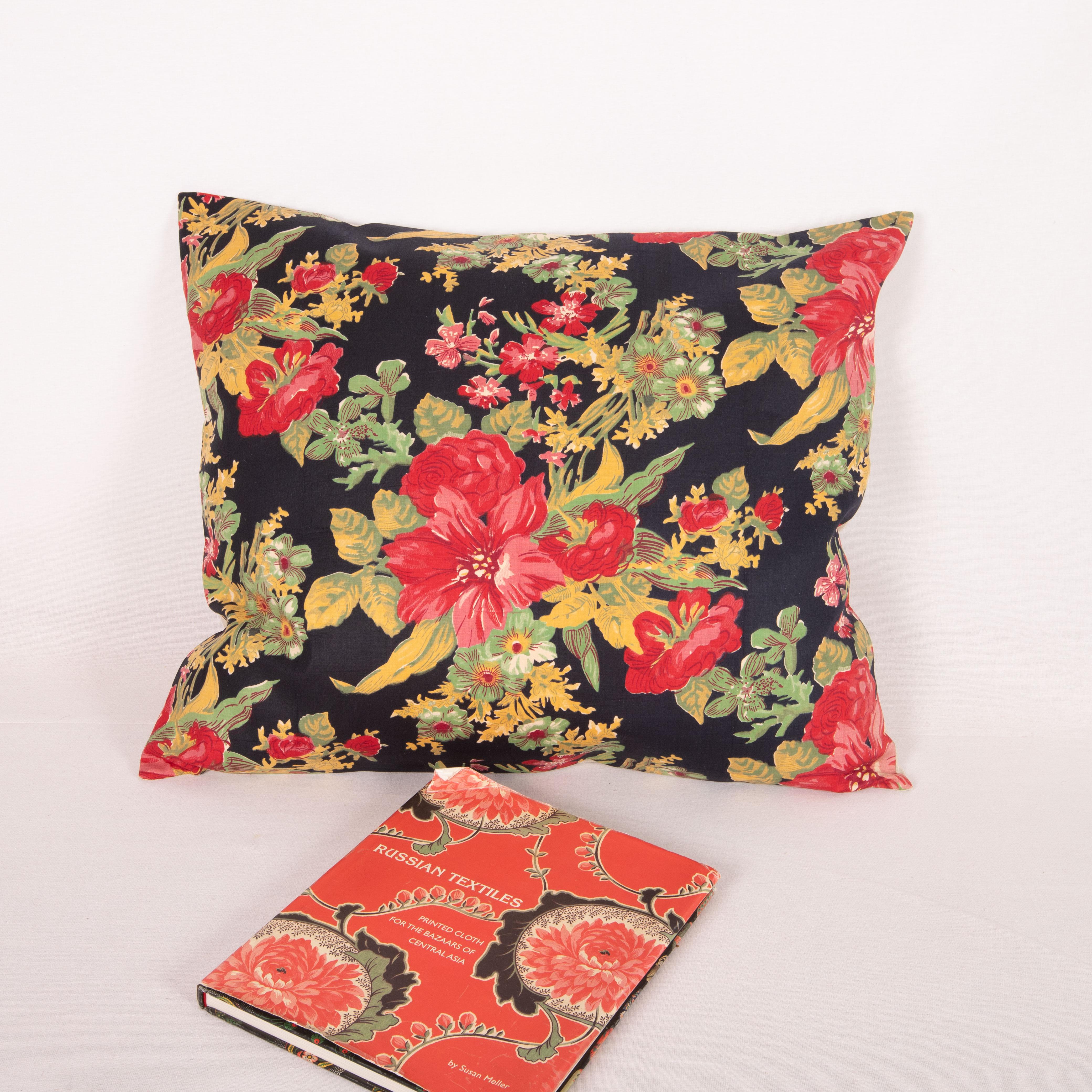 Cotton Russian Roller Printed Pillow Covers, Mid 20th C. For Sale