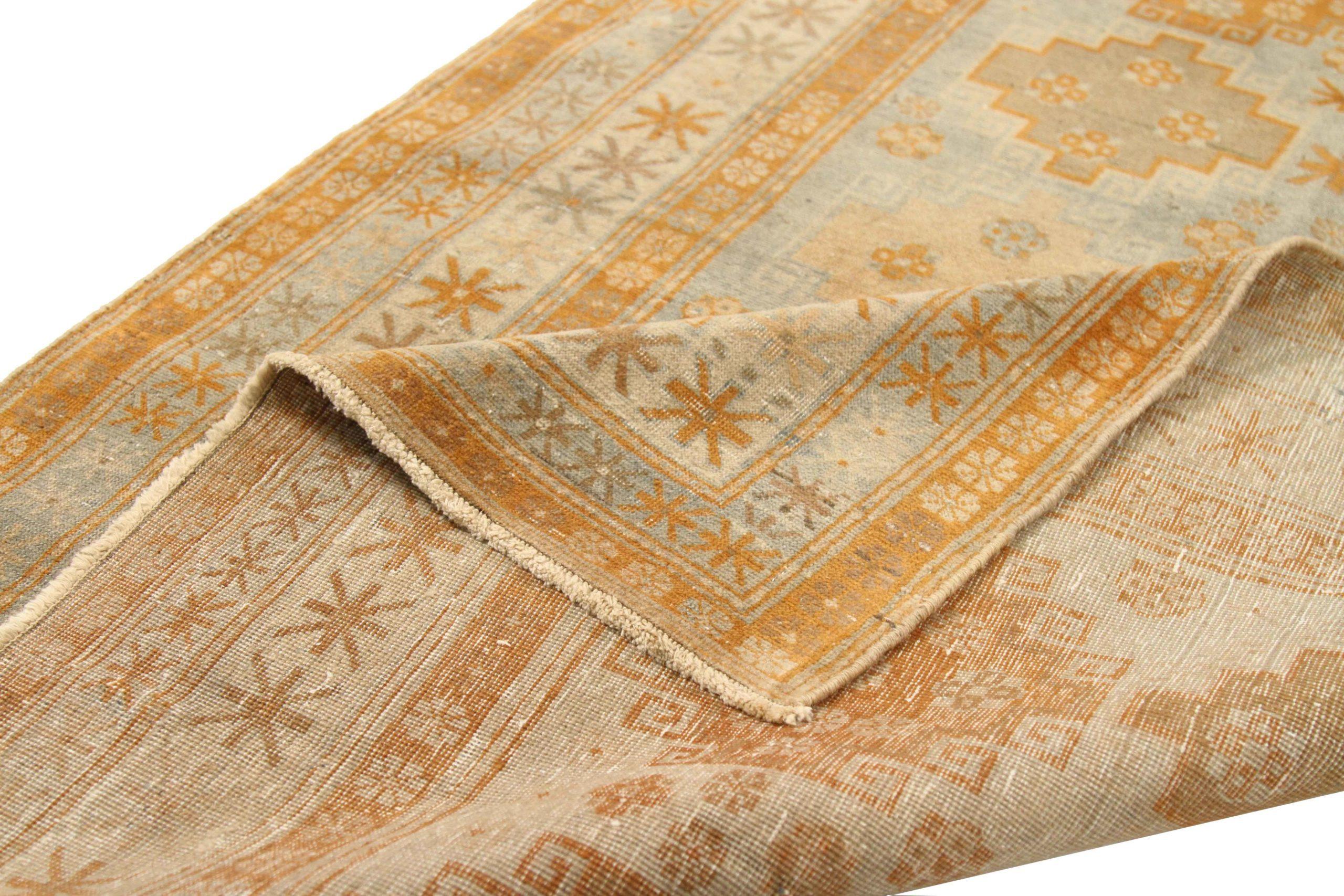 Russian Russian Area Rugs - 16125 (Russisch) im Angebot