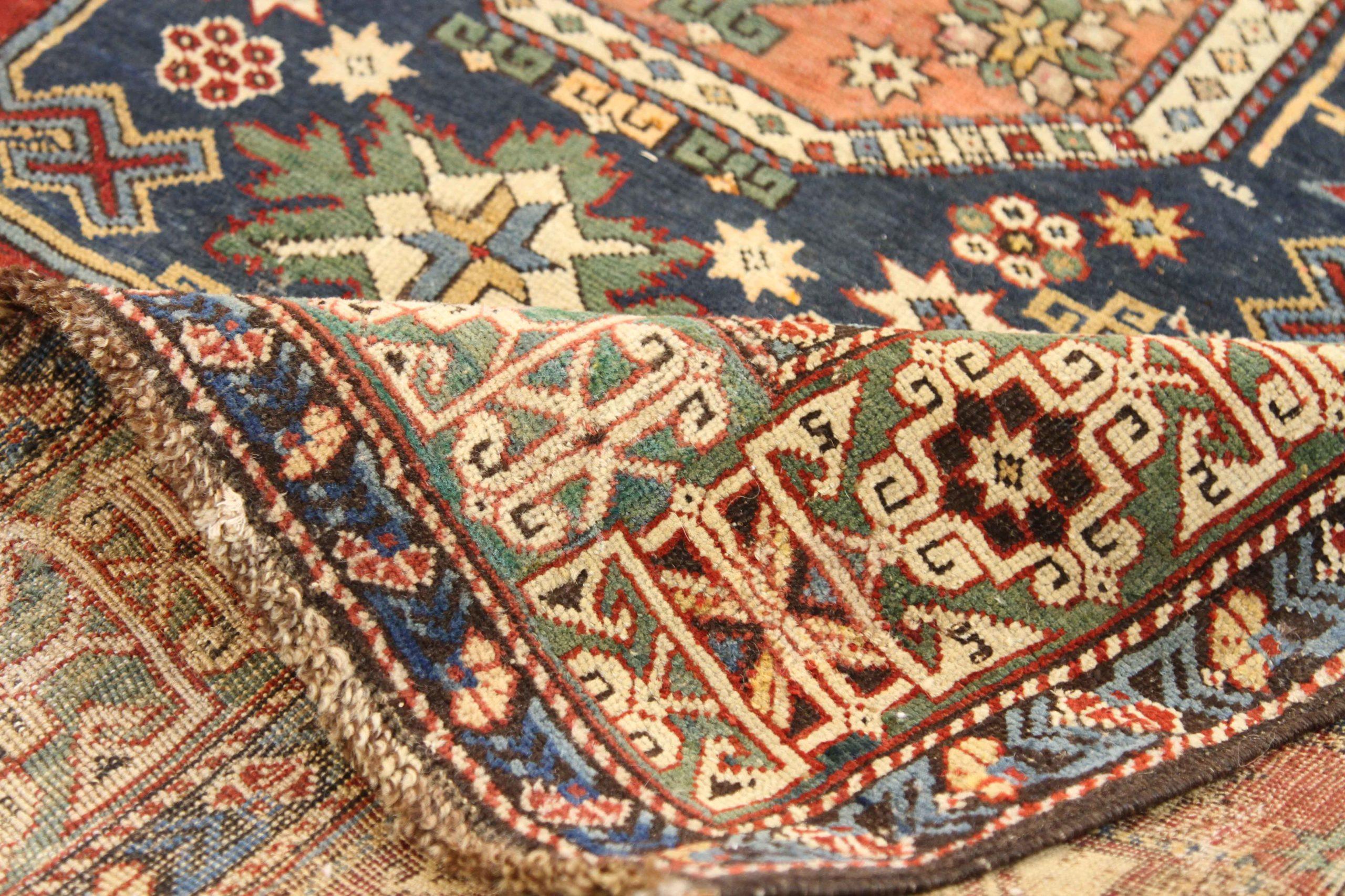 20th Century Russian Russian Area Rugs - 68197 For Sale