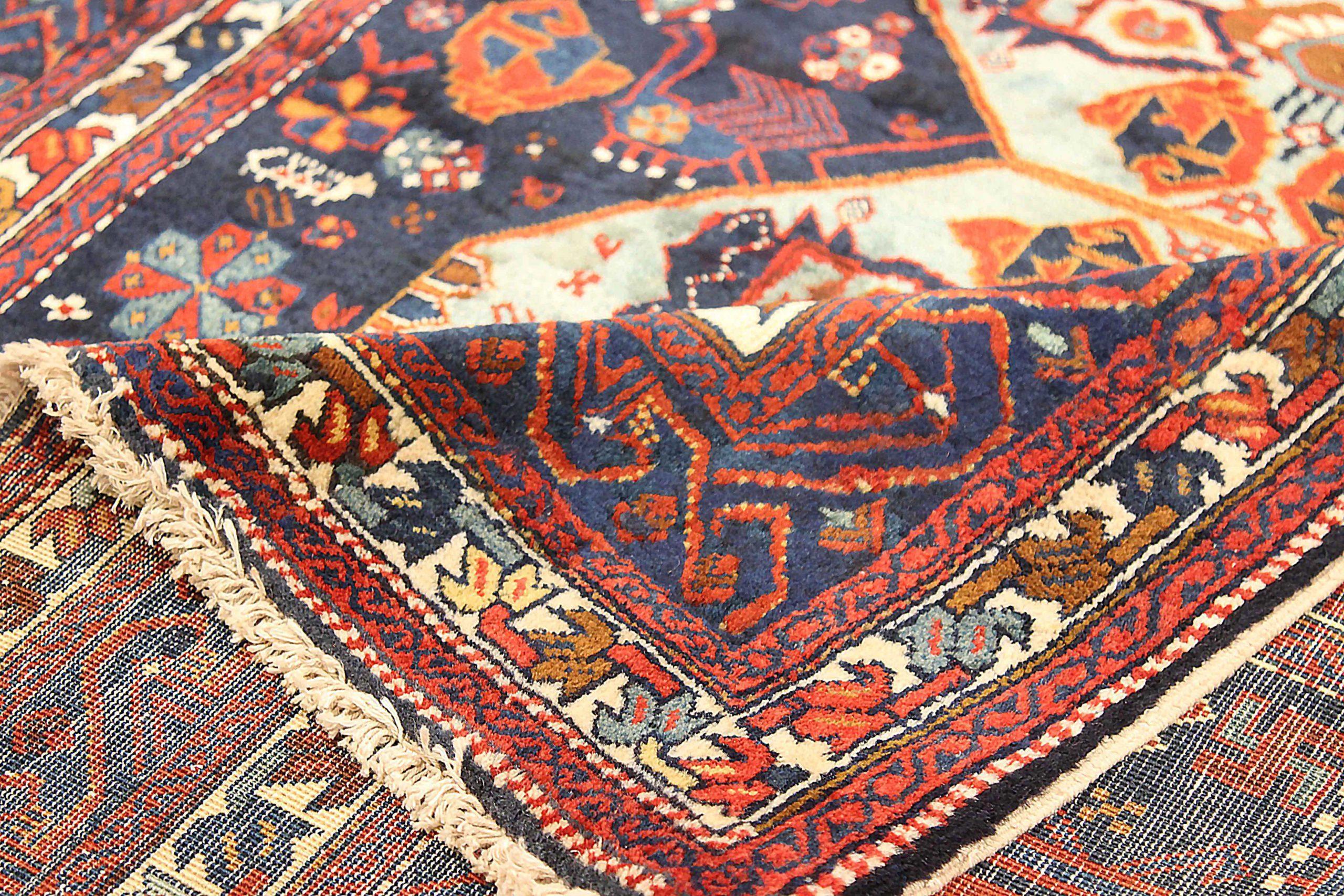 Russisch Russisch Kleiner Teppich CIRCA 1910 - Wolle Elfenbein Marineblau Rot 72542 (20. Jahrhundert) im Angebot