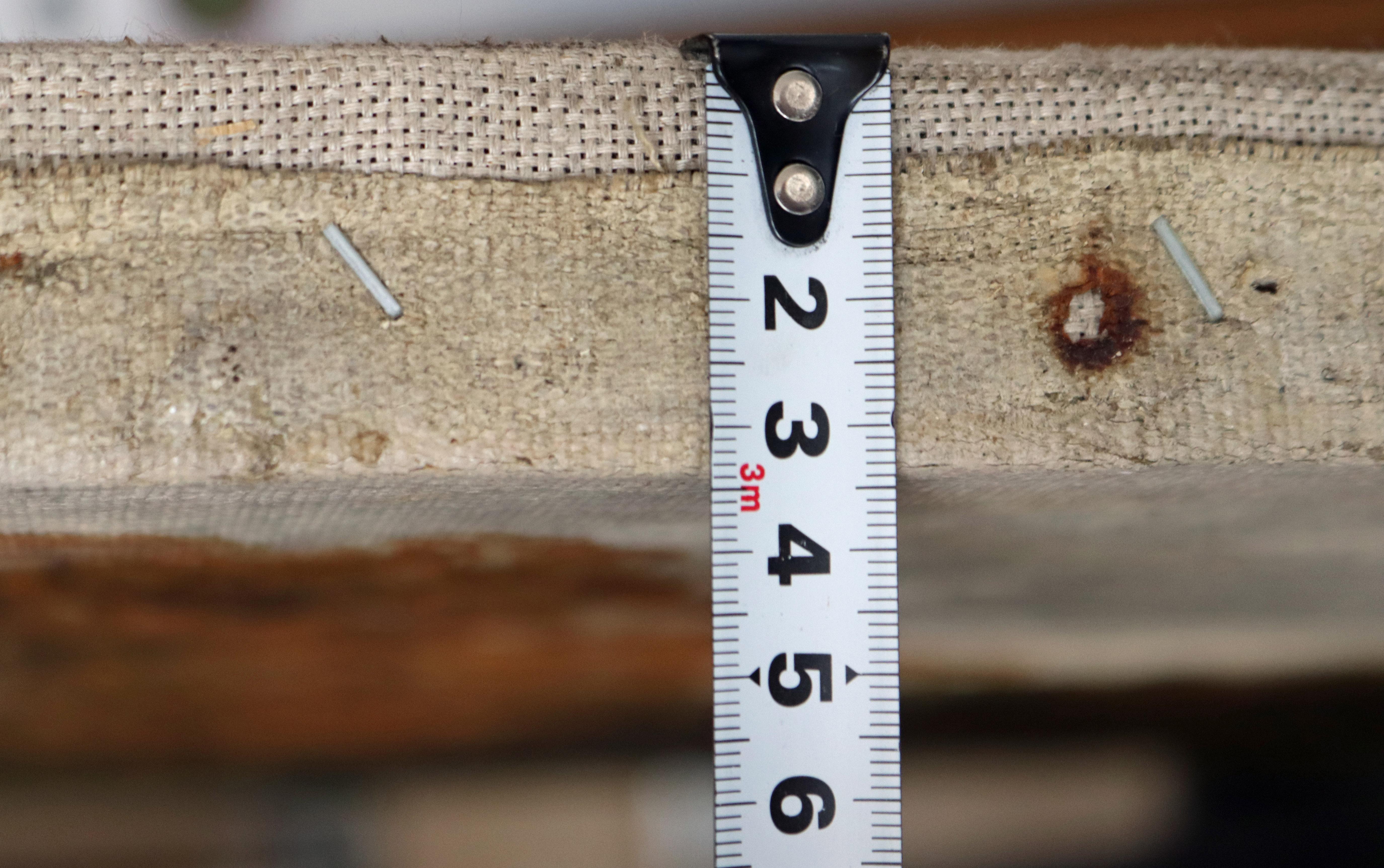 Paysage d'automne impressionniste russe avec un pêcheur en vente 5