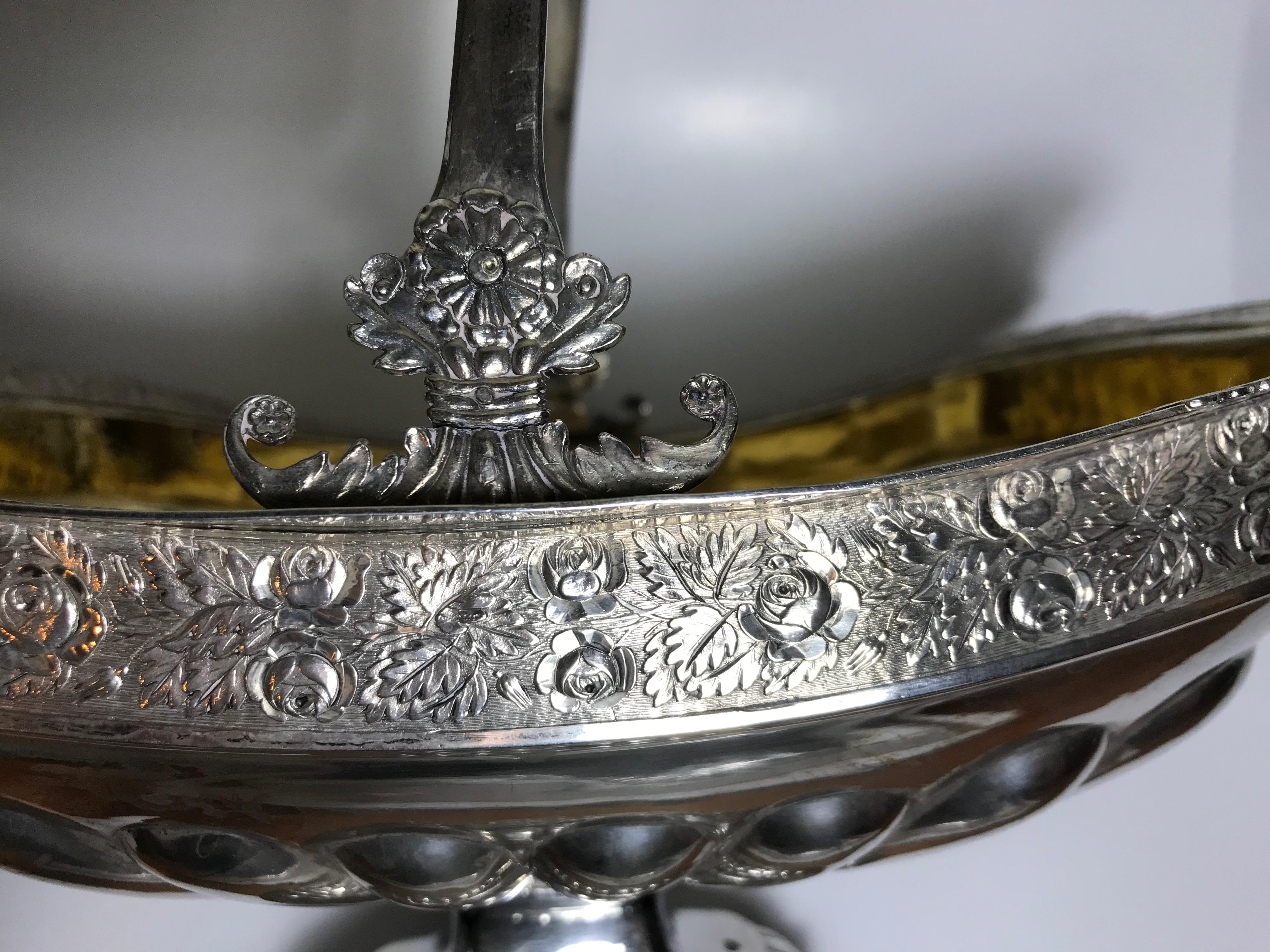 Large Russian Imperial-era Silver Nicholas I Basket, St. Petersburg, 1830 8