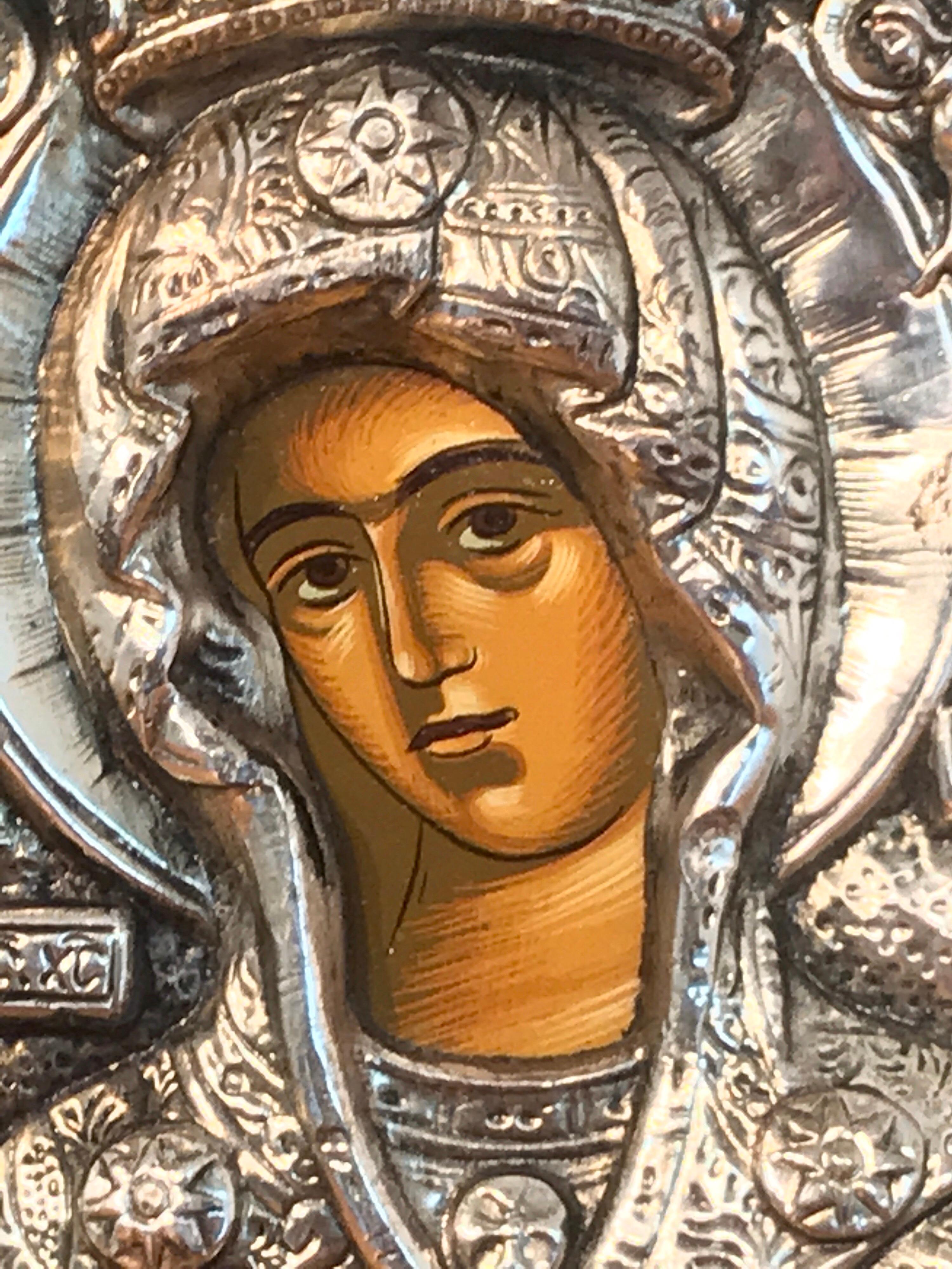Russian Silver Riza Icon of Madonna and Child In Good Condition In West Palm Beach, FL
