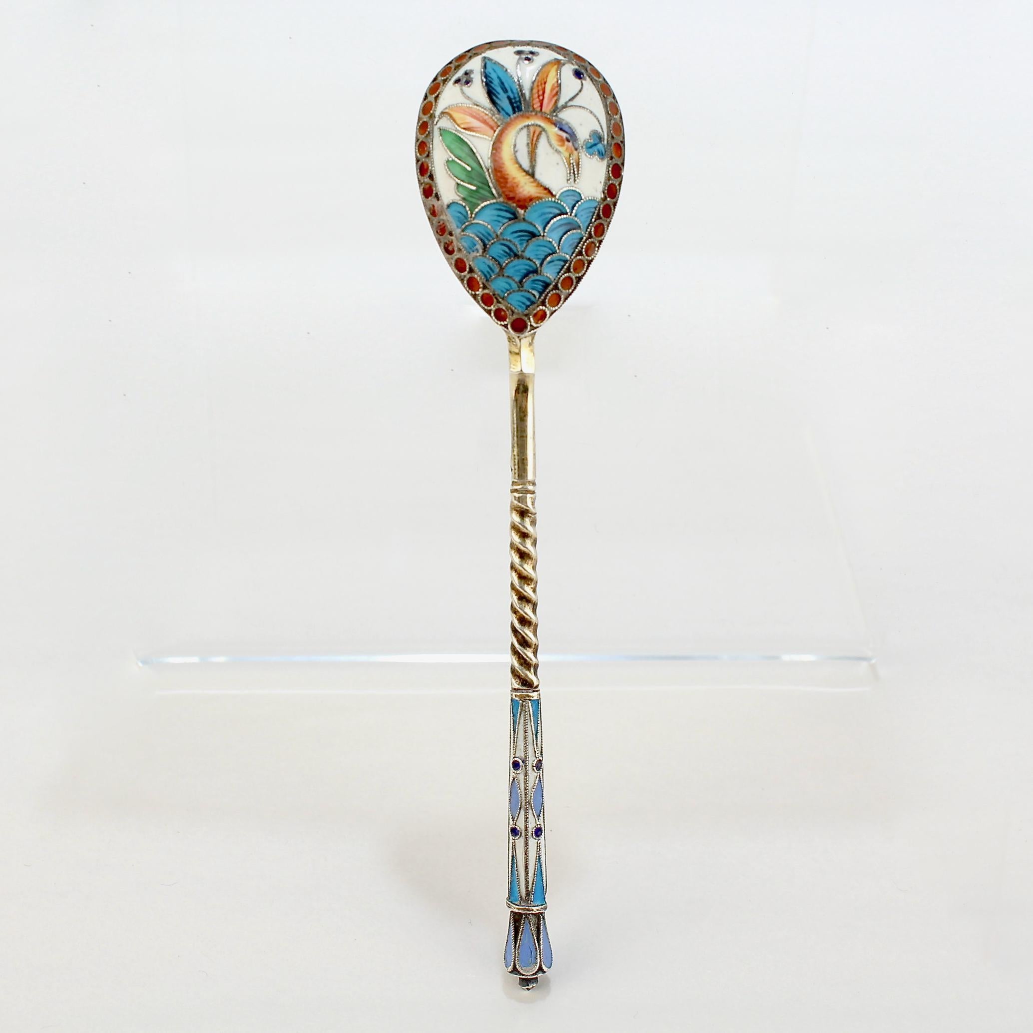 Russisches Silber und schattierte Cloisonné-Emaille Tee- oder Kwosch-Löffel von Maria Sokolova für Damen oder Herren