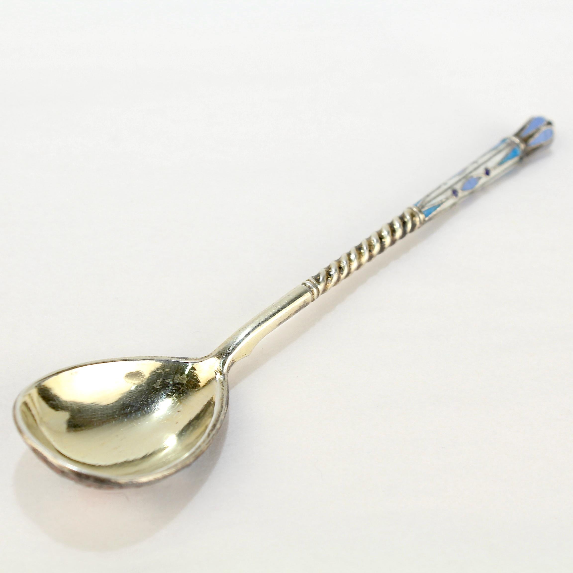 Russisches Silber und schattierte Cloisonné-Emaille Tee- oder Kwosch-Löffel von Maria Sokolova 2